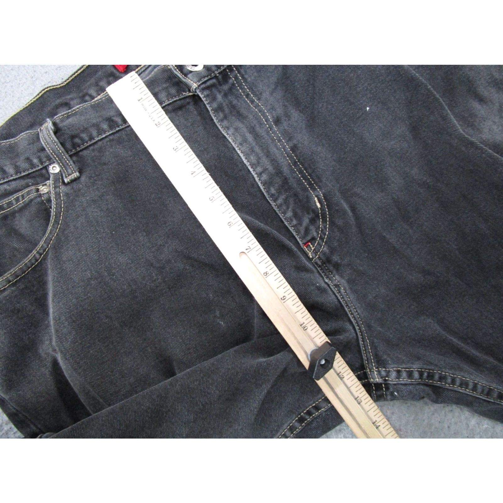 Tommy Hilfiger VINTAGE Tommy Hilfiger Black Denim Jeans Mens 42x30 Straight Baggy 5-Pocket Design Regular Inseam 30 Size US 42 / EU 58 - 7 Thumbnail
