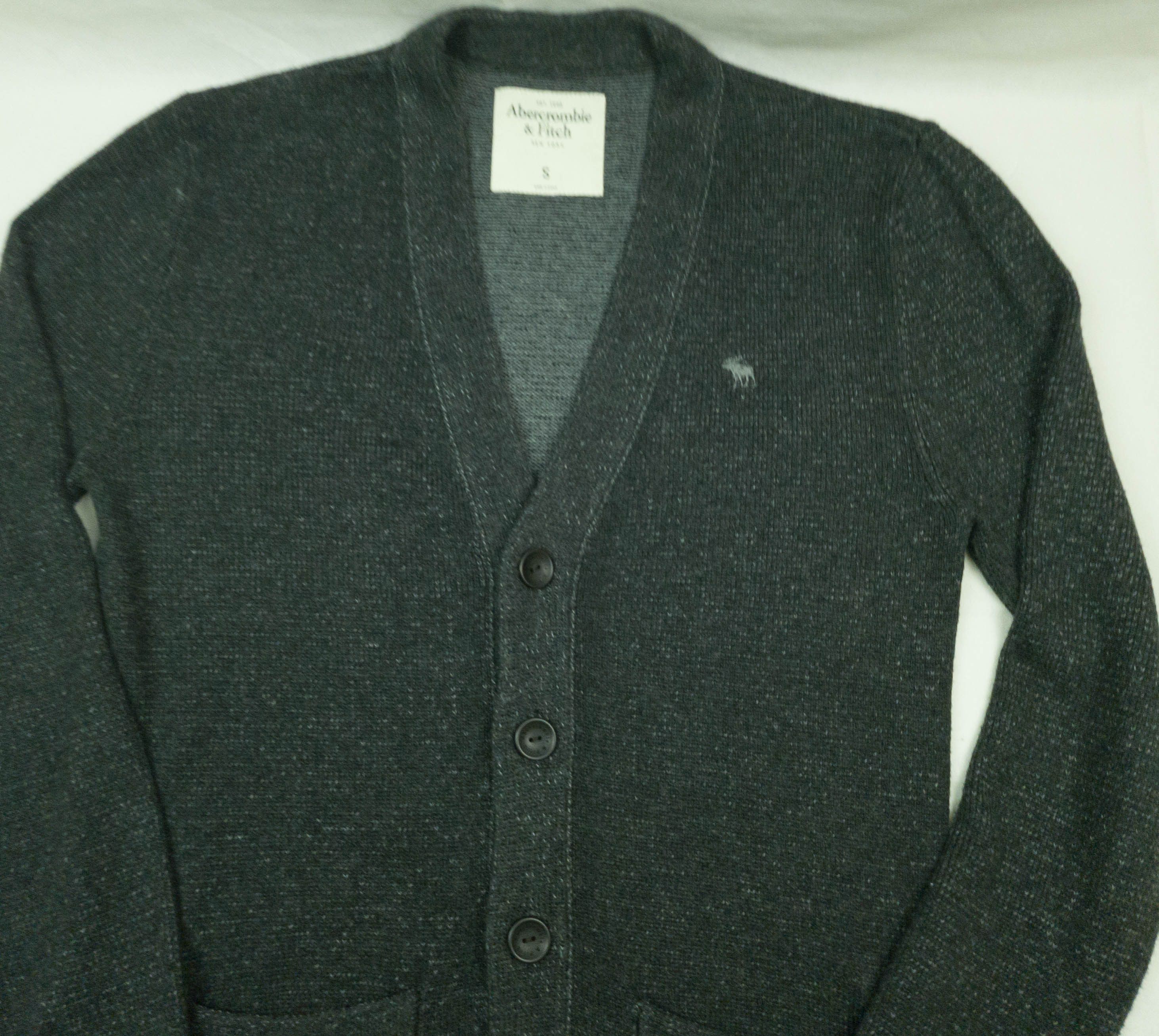 Abercrombie & Fitch Abercrombie & Fitch jumper cardigan size S-M (label S) vgc Size US S / EU 44-46 / 1 - 5 Thumbnail