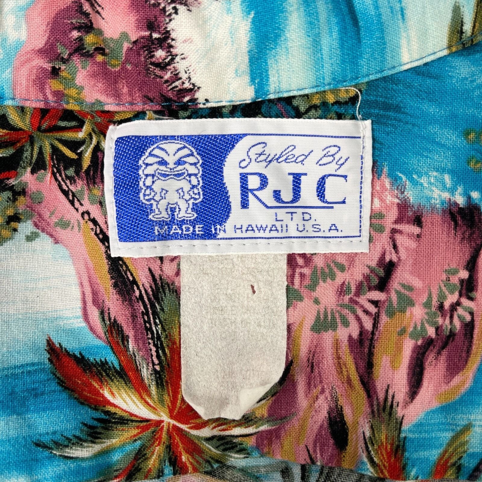 Other RJC Palms Pink Cliffs Mens Hawaiian Shirt size Large 47x30 Size US L / EU 52-54 / 3 - 6 Thumbnail