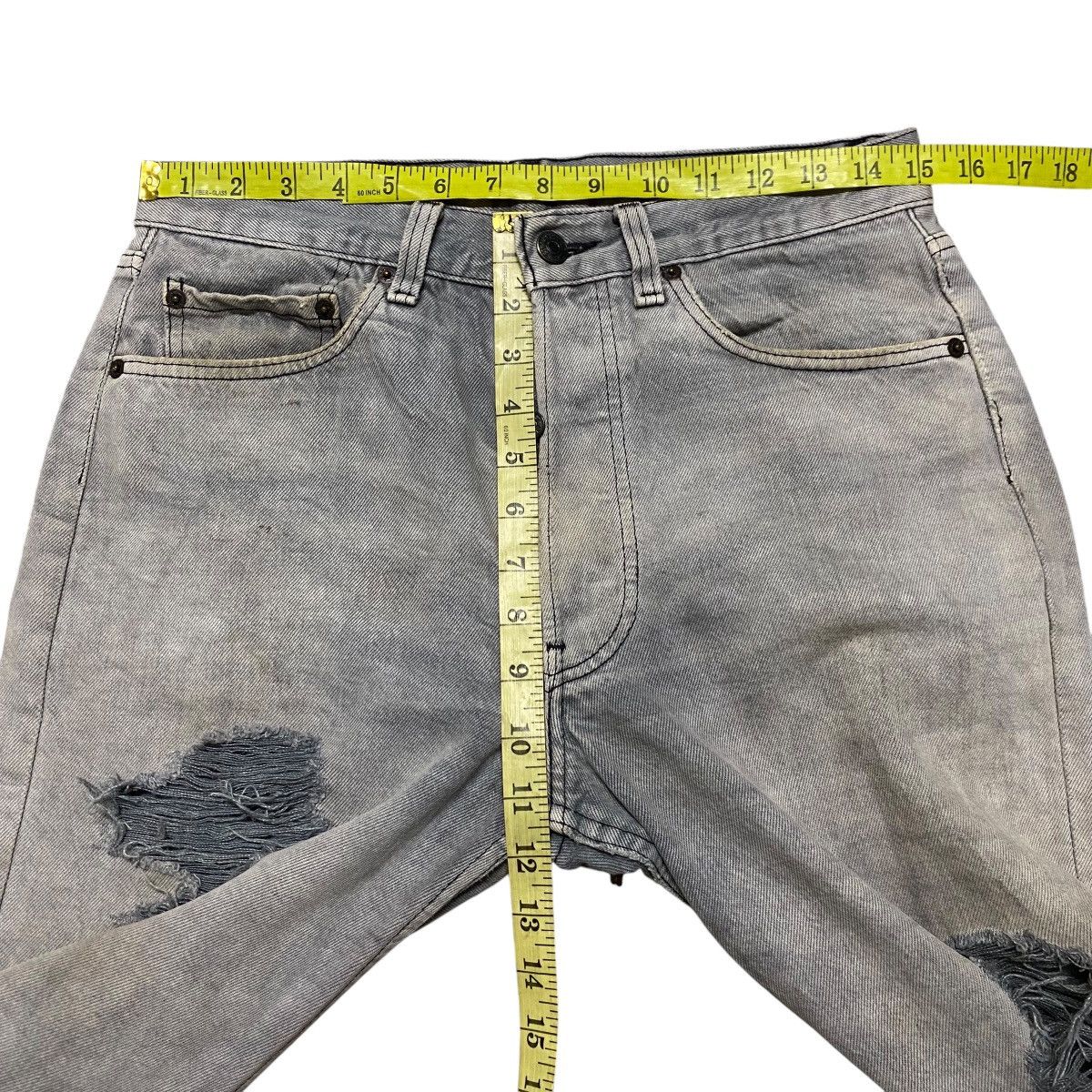 Levi's Vintage Levis 501 Blank Grunge Jeans Size US 30 / EU 46 - 18 Thumbnail