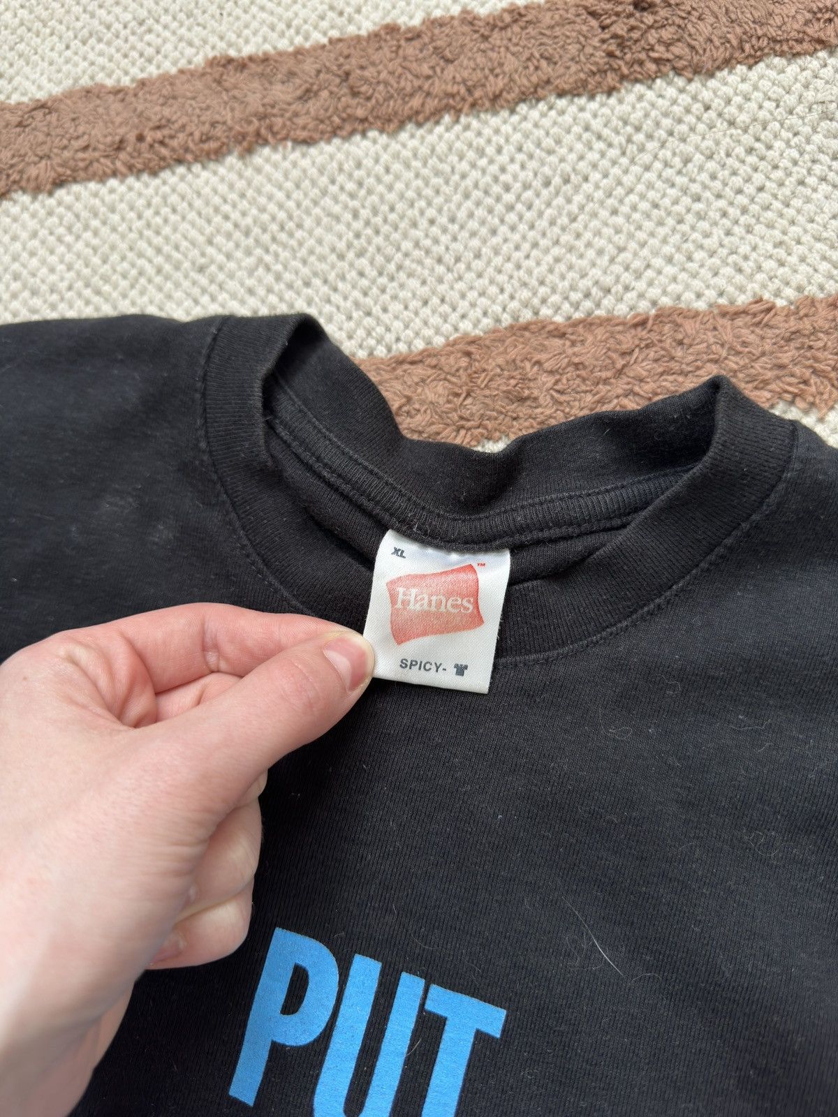 Band Tees PUT YOUR HEAD ON MY SHOULDER PAUL ANKA HANES TEE Size XL / US 12-14 / IT 48-50 - 3 Thumbnail