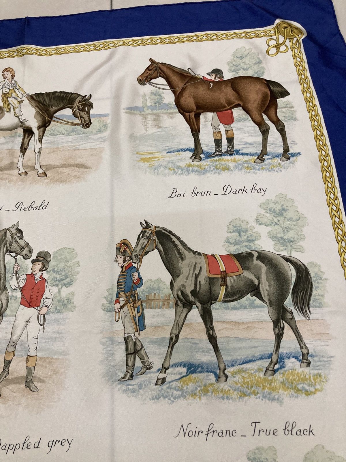 Hermes Vintage Hermes Les Robes Scarf Horses Breed Size ONE SIZE - 3 Thumbnail