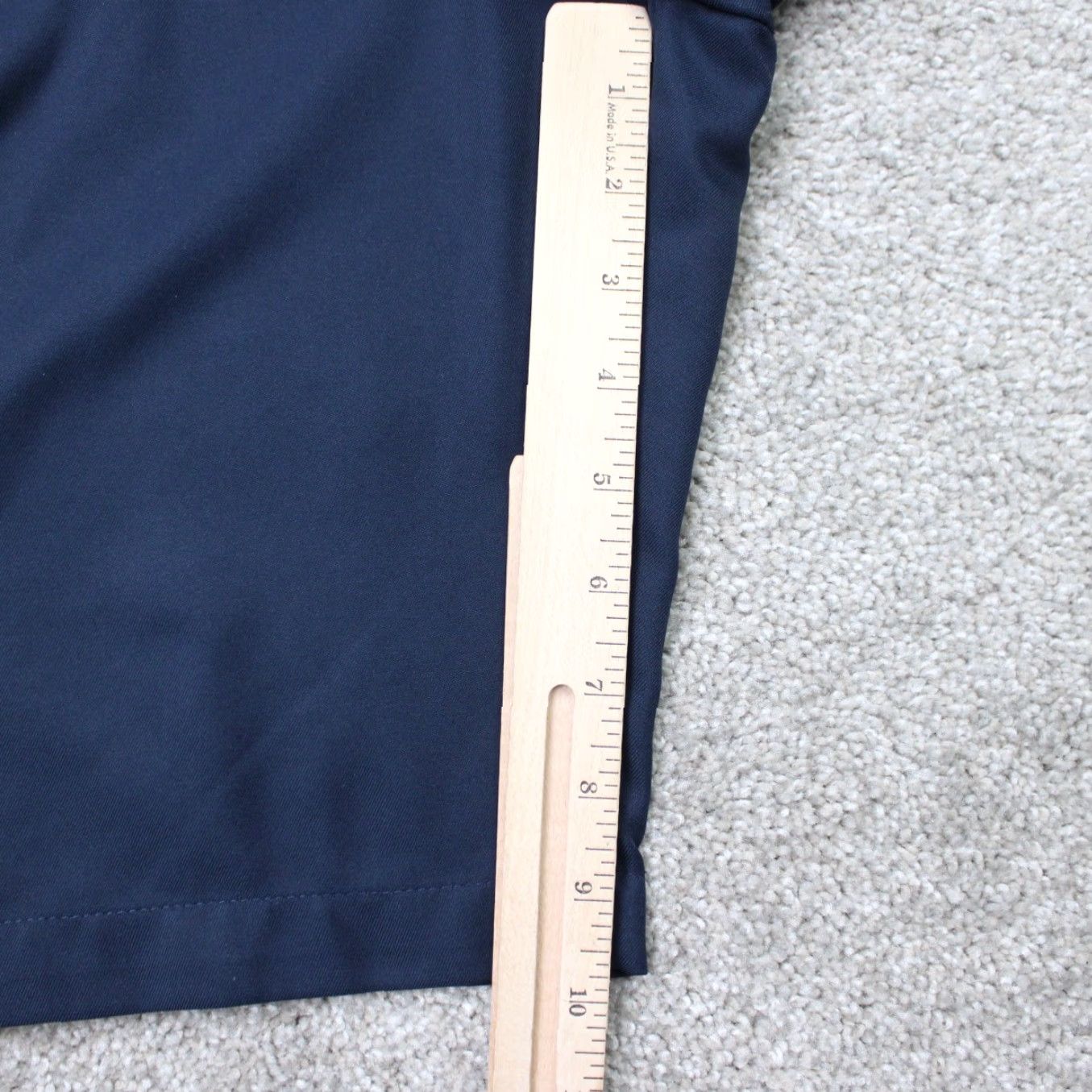 Vintage Greg Norman Short Mens 40 Blue Pleated 100% Polyester Chino Athletic Pants Clothing Downshifted? Size US 40 / EU 56 - 3 Thumbnail