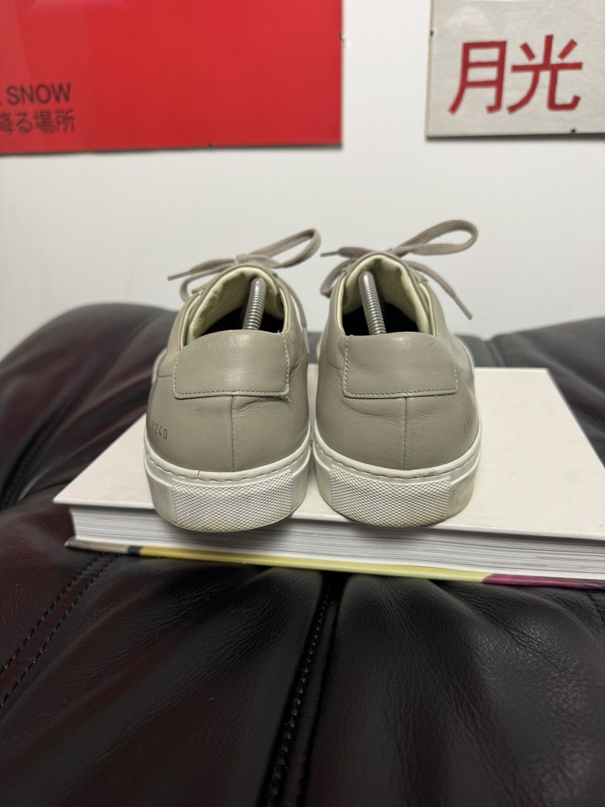 Common Projects Common Projects Achilles Low Gray Luxury Leather Sneakers Size US 8.5 / EU 41-42 - 5 Thumbnail