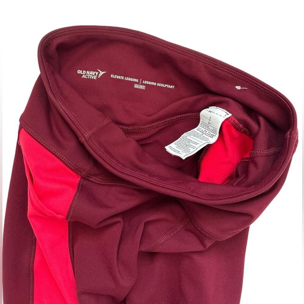 Old Navy Old Navy Active | Maroon elevate legging Size 28" / US 6 / IT 42 - 6 Thumbnail