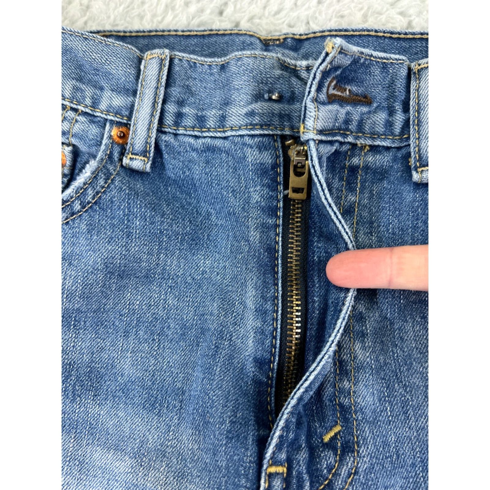 Levi's Levi's Jeans 505 Adult 32 Blue Denim Cotton Regular 5-Pocket Design Medium Wash 31x31 Mens Size US 32 / EU 48 - 5 Thumbnail