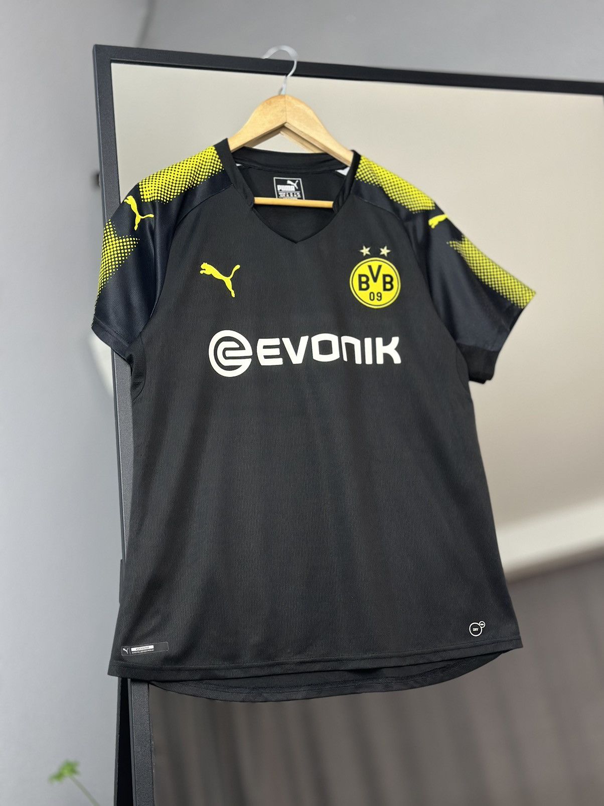 Puma Borussia Dortmund 2017/18 Puma football shirt Jersey soccer Size US XL / EU 56 / 4 - 2 Thumbnail