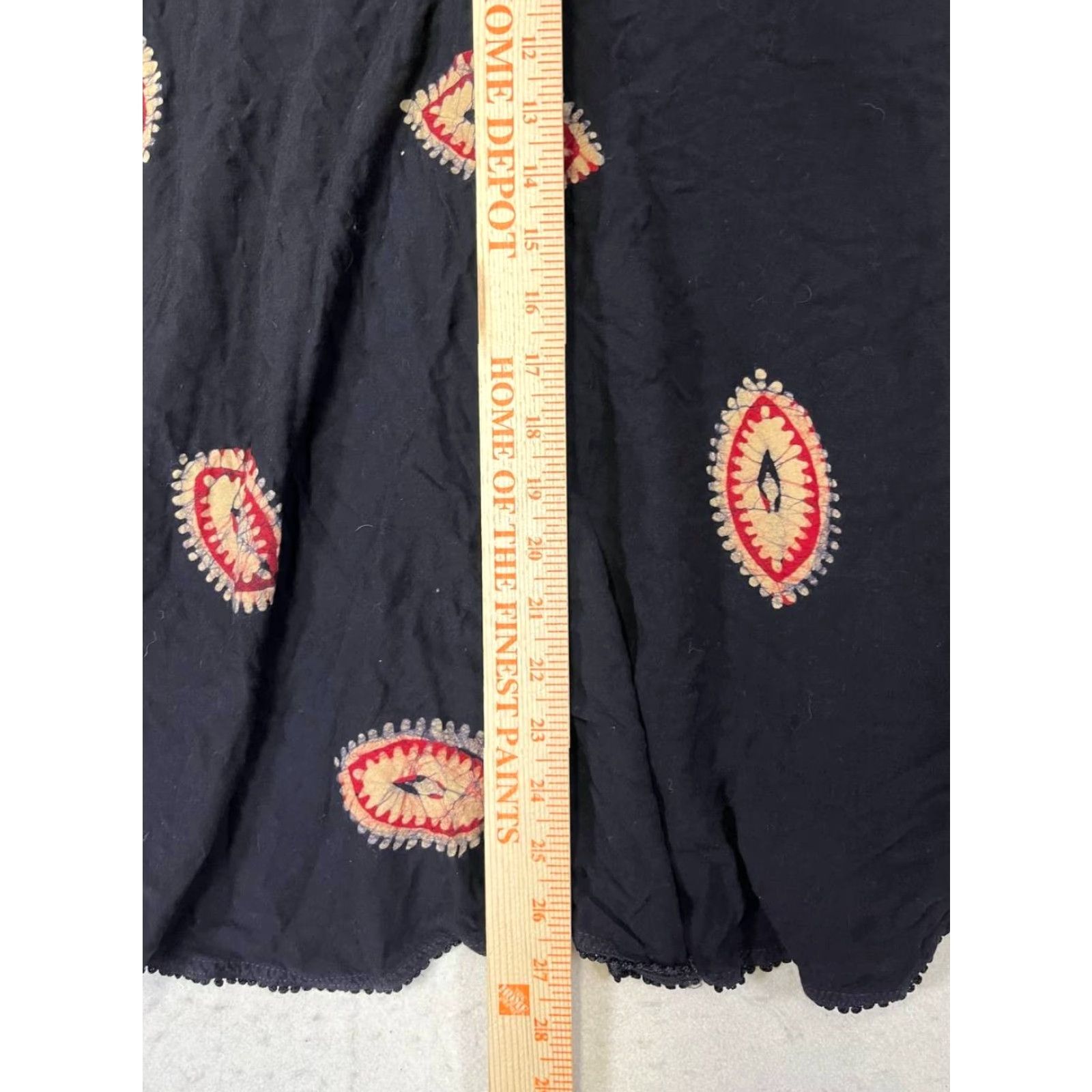 Vintage Batilc India Black Red Poncho Fringe Boho Hippie Shirt Free Size Shirt Women One Size Black Fringe Hippie Poncho Boho Batilc India Size ONE SIZE - 3 Thumbnail