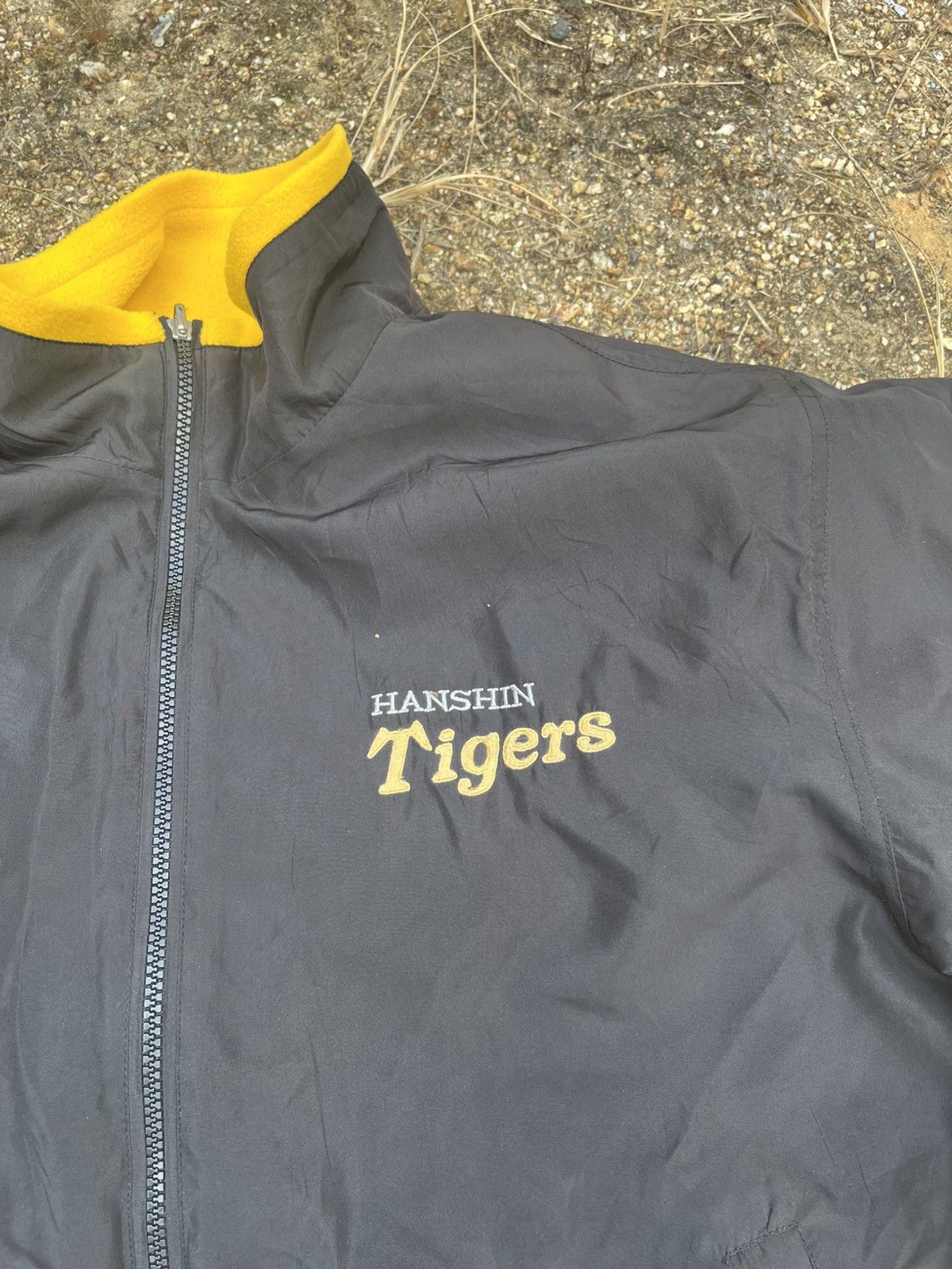 Japanese Brand × Vintage Vintage Sunfaded Revisable Hansin Tiger Size US L / EU 52-54 / 3 - 5 Thumbnail