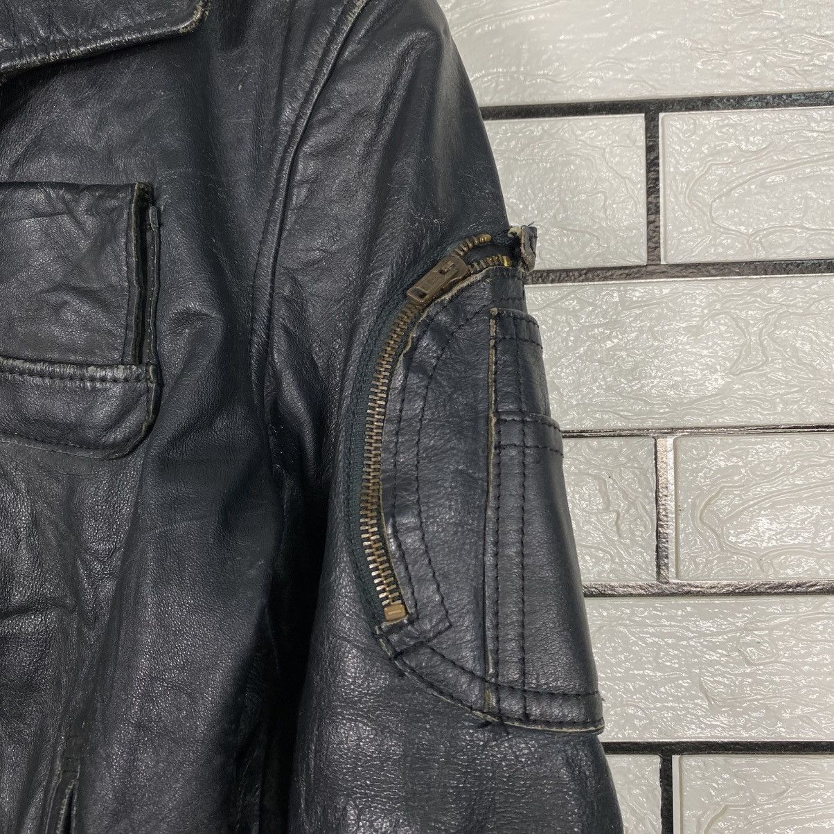 Japanese Brand Rare Vintage Pierre Jacques Genuine Leather Jacket Size US S / EU 44-46 / 1 - 17 Thumbnail