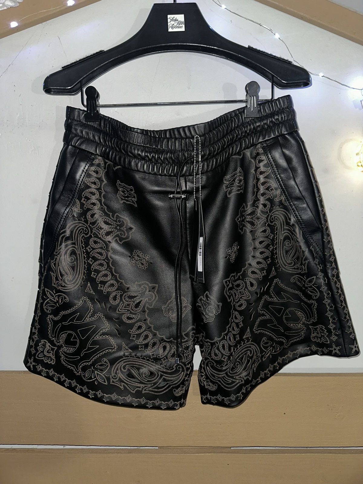 Amiri Amiri leather bandana shorts size 48 | Grailed
