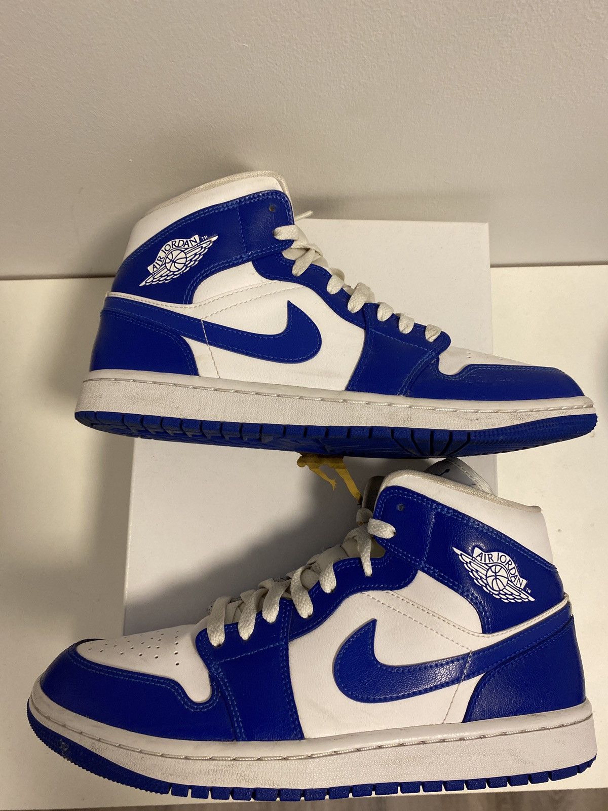 Jordan Brand Jordan 1 Mid Kentucky Blue US 10 Like New Free Shipping Size US 10 / IT 40 - 1 Thumbnail