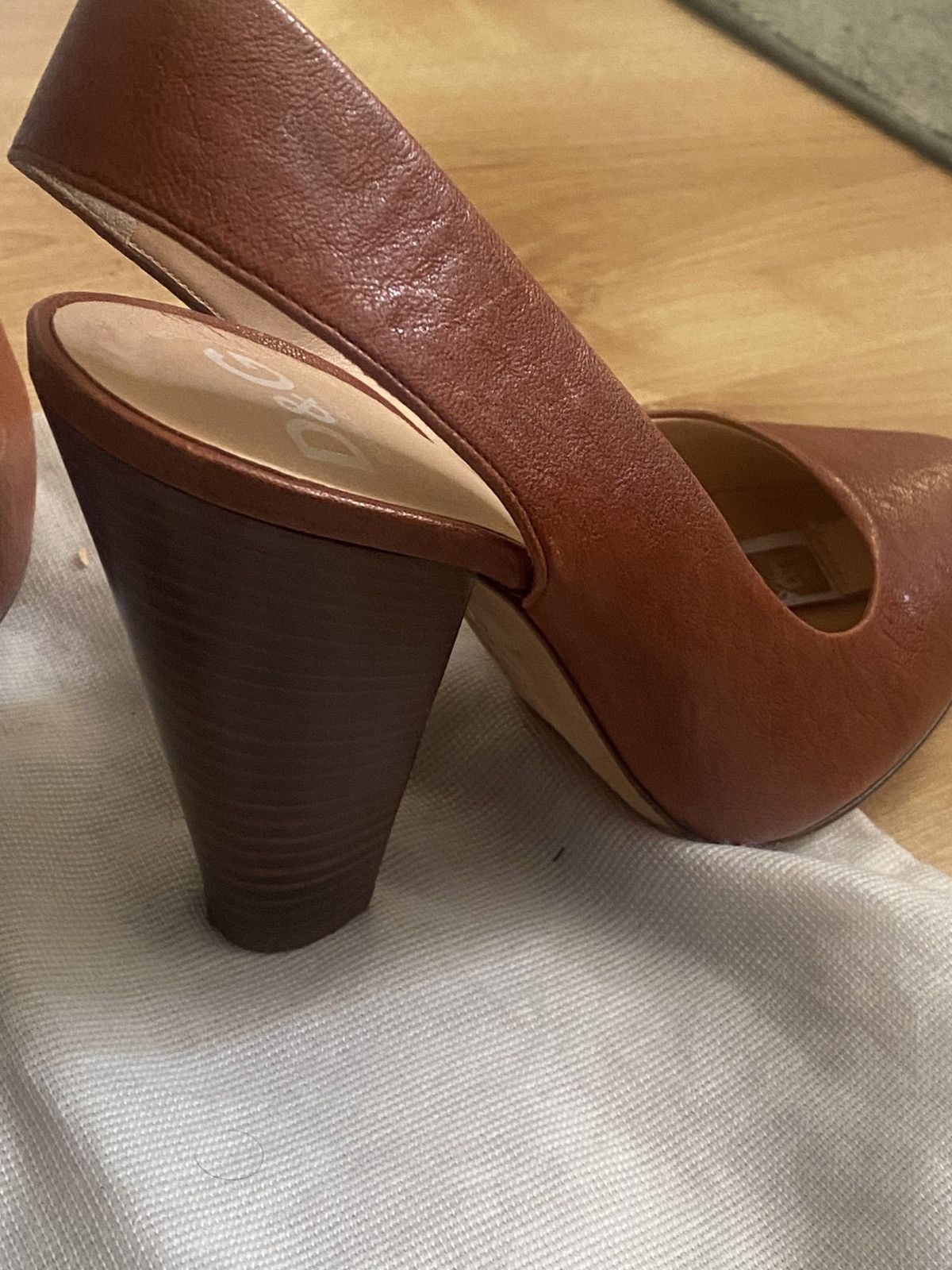 Dolce & Gabbana D&G Slingback Leather Heels Cognac Colour Size US 9 / IT 39 - 2 Thumbnail