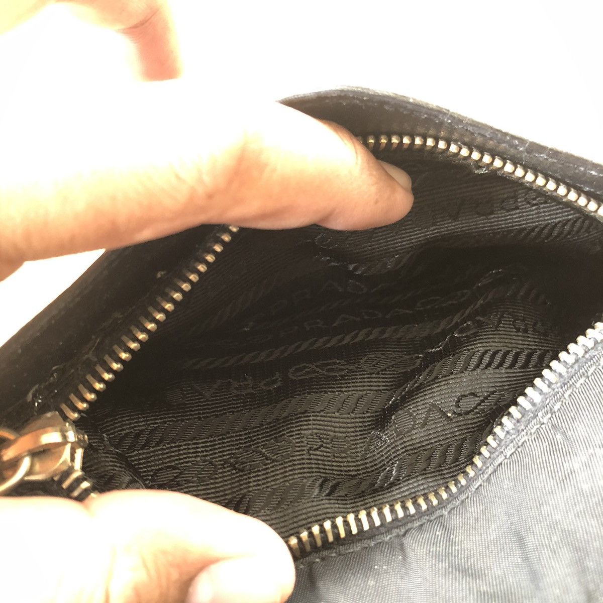 Prada 🔥🔥PRADA BAGS HOT ITEM ORIGINAL🔥🔥 Size ONE SIZE - 13 Thumbnail
