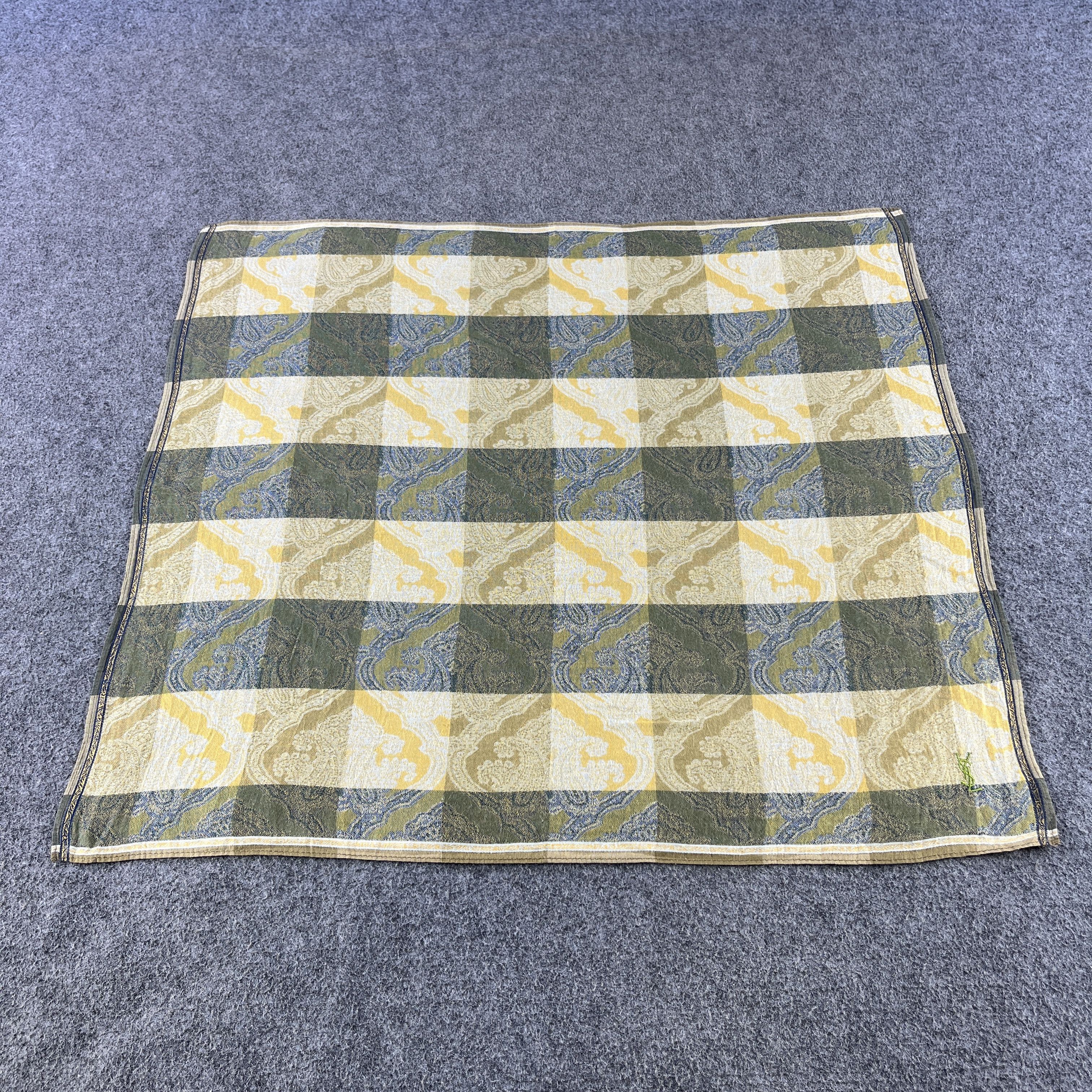 Vintage × Yves Saint Laurent Yves Saint Laurent Handkerchiefs Bandana Neckerchief B092 Size ONE SIZE - 3 Thumbnail