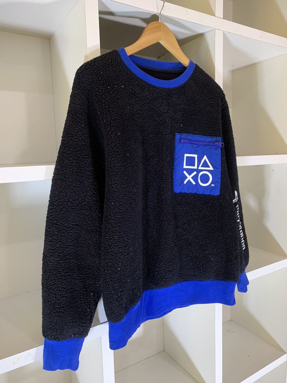 GU × Playstation × The Game GU x Playstation Fleece Sweater Size US M / EU 48-50 / 2 - 4 Thumbnail
