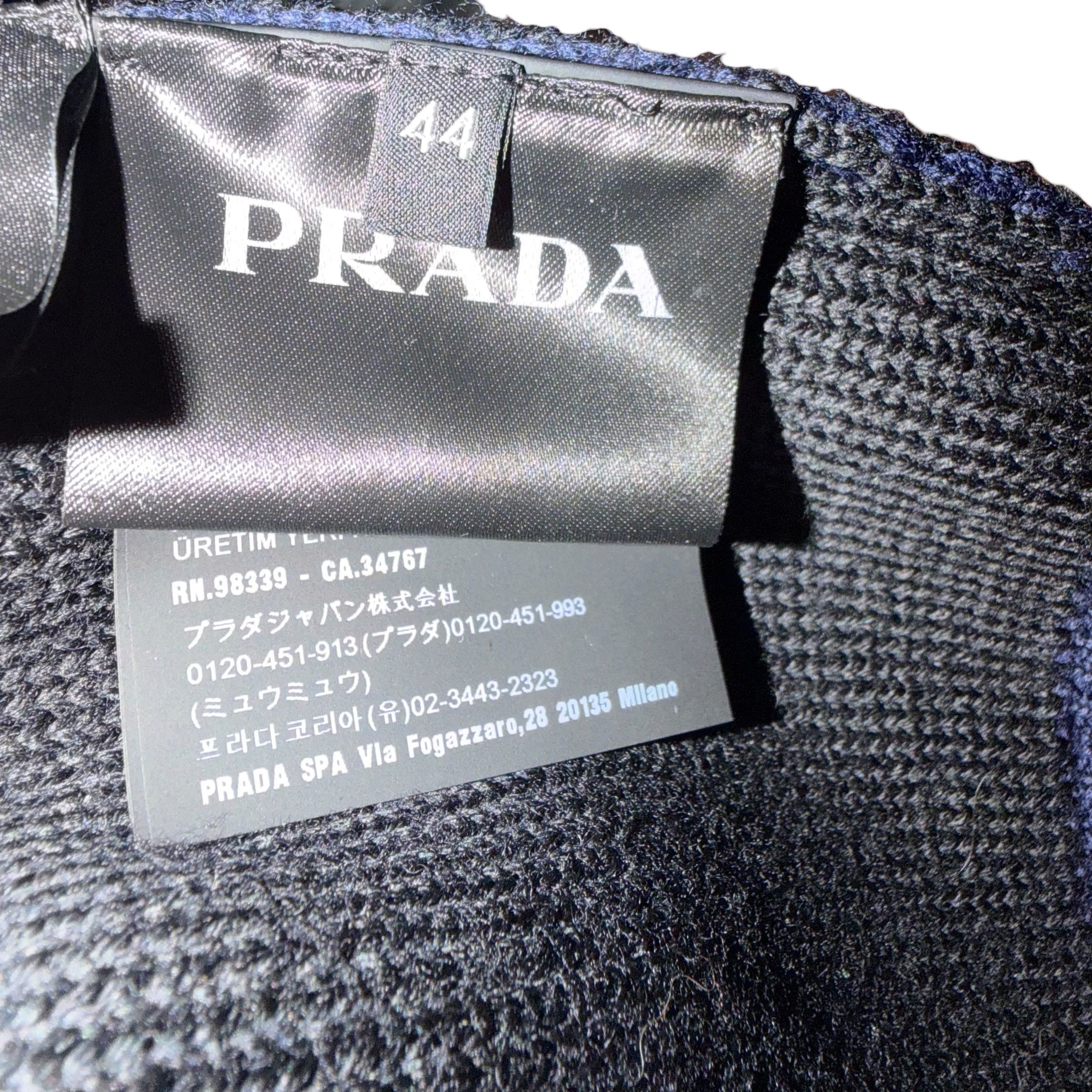 Prada PRADA LIMITED EDITION AW2021 WOOL CARDIGAN Size US S / EU 44-46 / 1 - 8 Thumbnail