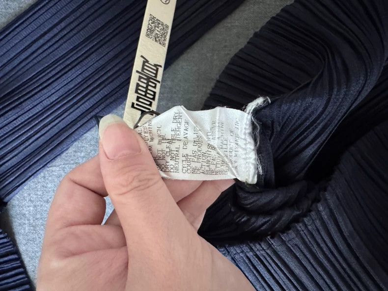 Issey Miyake issey miyake size:3 Blue and black long sleeves 2505-Nexta Size XXS / US 00 / IT 34 - 8 Thumbnail