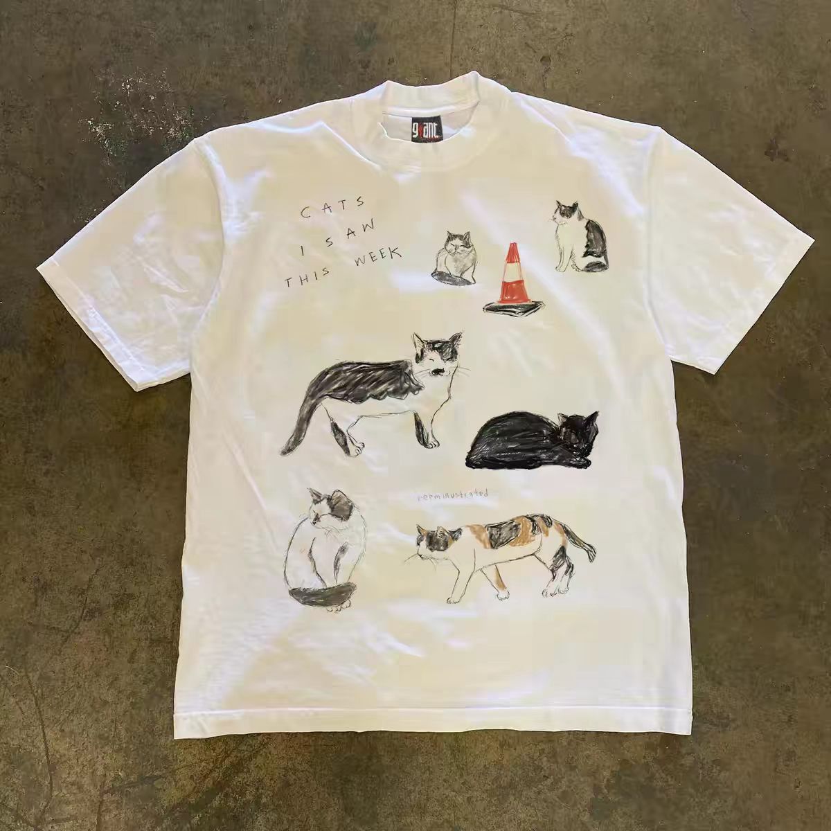 Vintage White Casual Retro T-Shirt with Cat Print Size US M / EU 48-50 / 2 - 1 Thumbnail