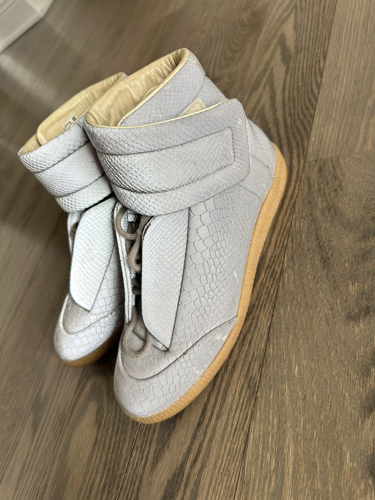 Maison Margiela Maison Martin Margiela High Top Sneaker 39 | Grailed