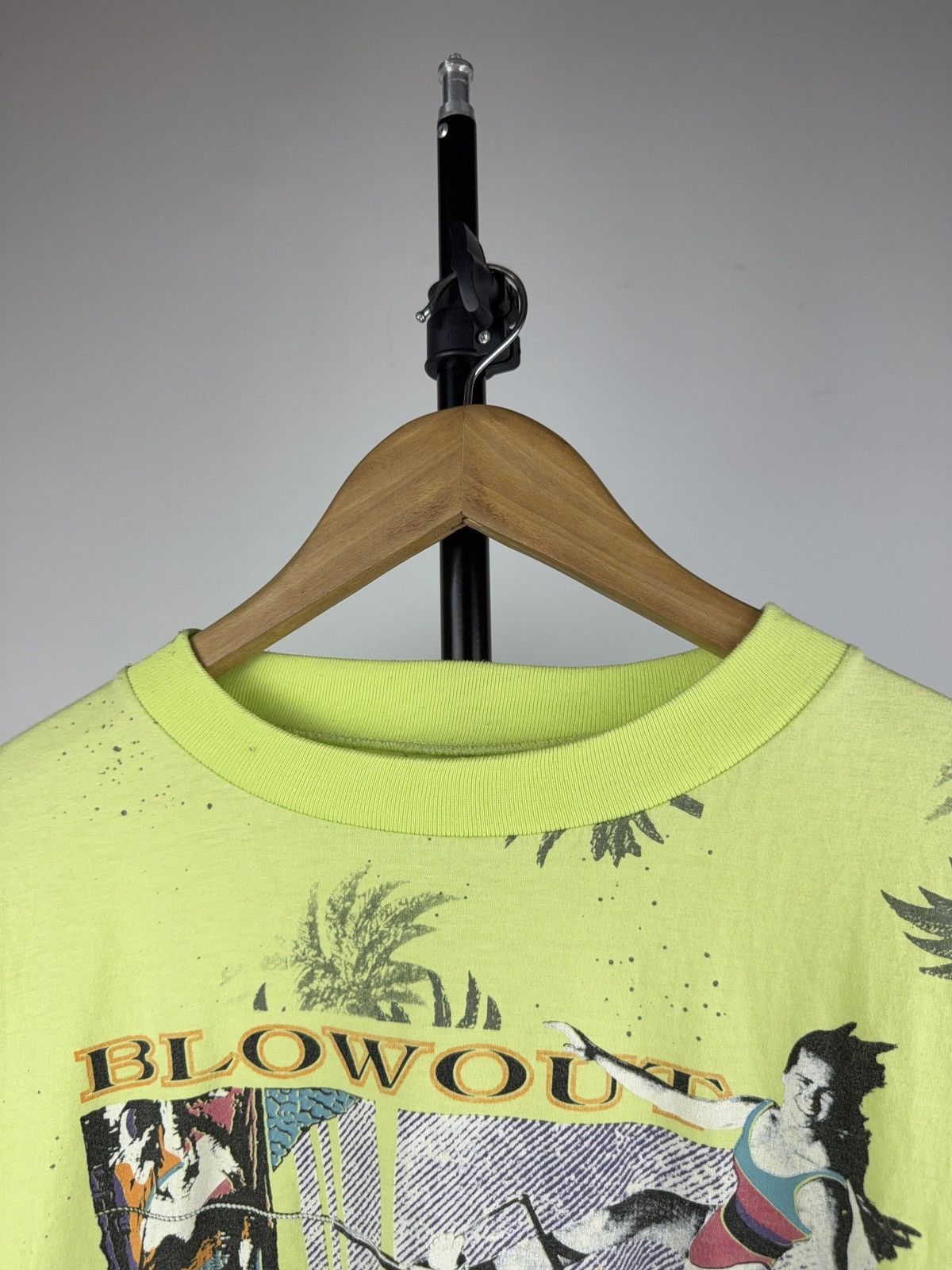 Vintage Vintage 80s Retro Surf Water Ski Blowwout Tee Shirt Size US M / EU 48-50 / 2 - 3 Thumbnail