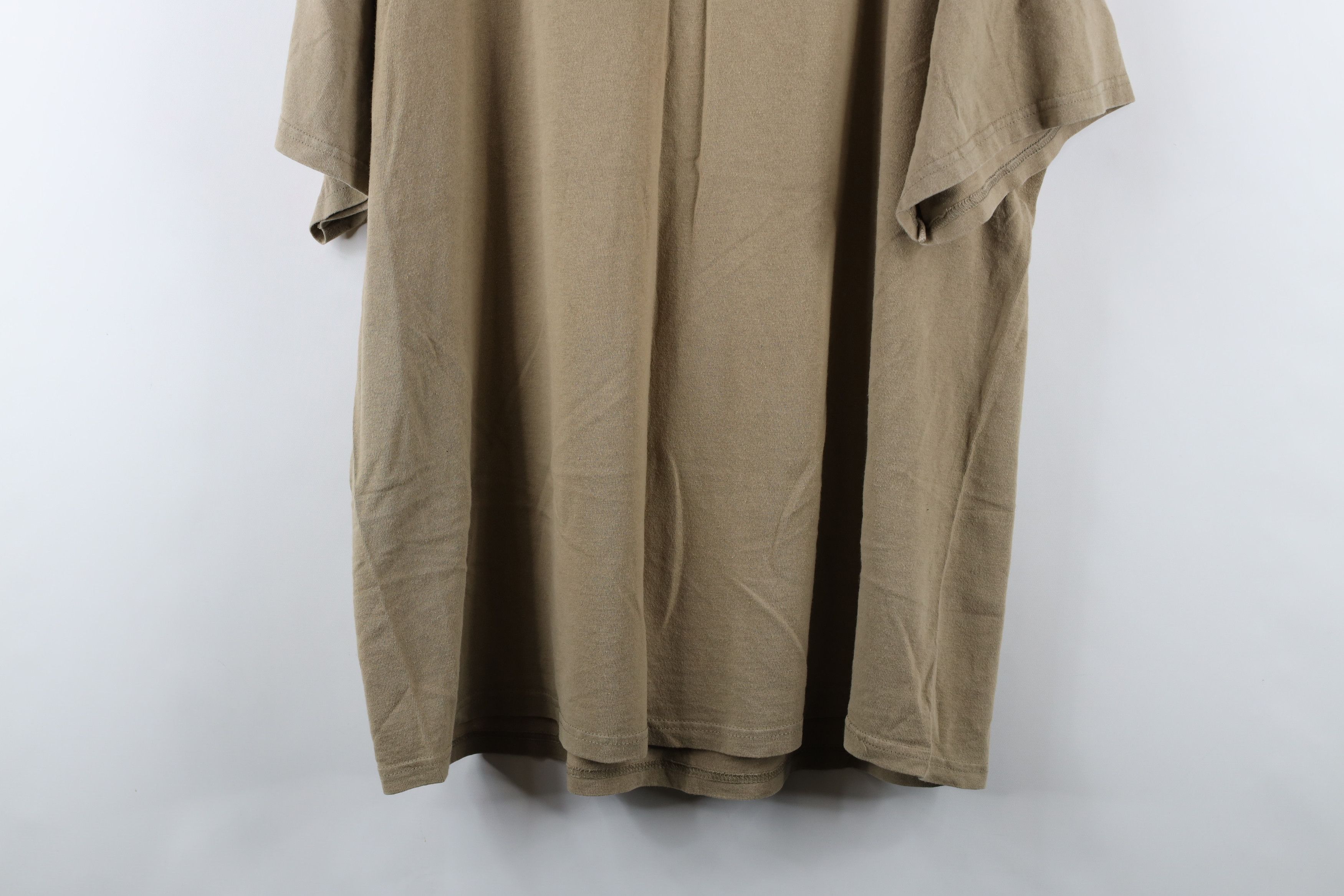 Vintage Vintage 90s Streetwear Deer Monster Bucks T-Shirt Brown Size US XL / EU 56 / 4 - 11 Thumbnail