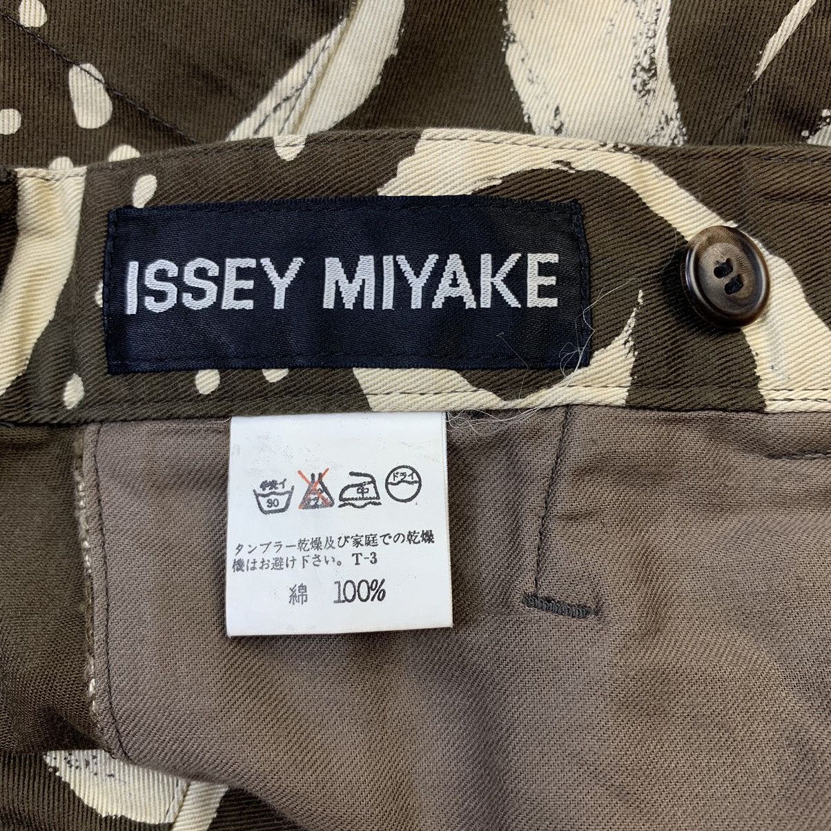 Issey Miyake Issey miyake abstract print trousers Size US 30 / EU 46 - 8 Thumbnail
