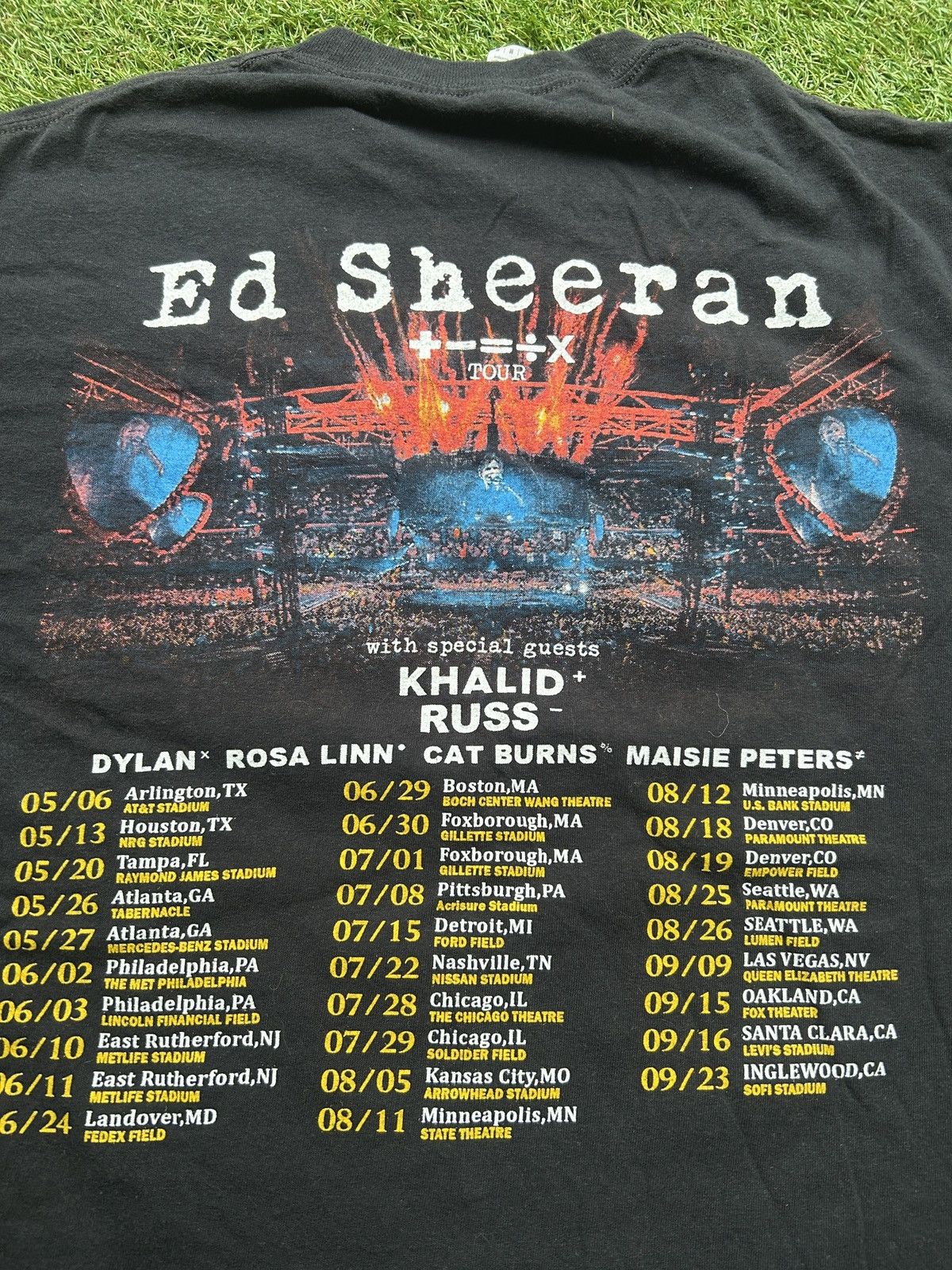 Band Tees Ed Sheeran Tour 2023 T-Shirt Size US M / EU 48-50 / 2 - 5 Thumbnail