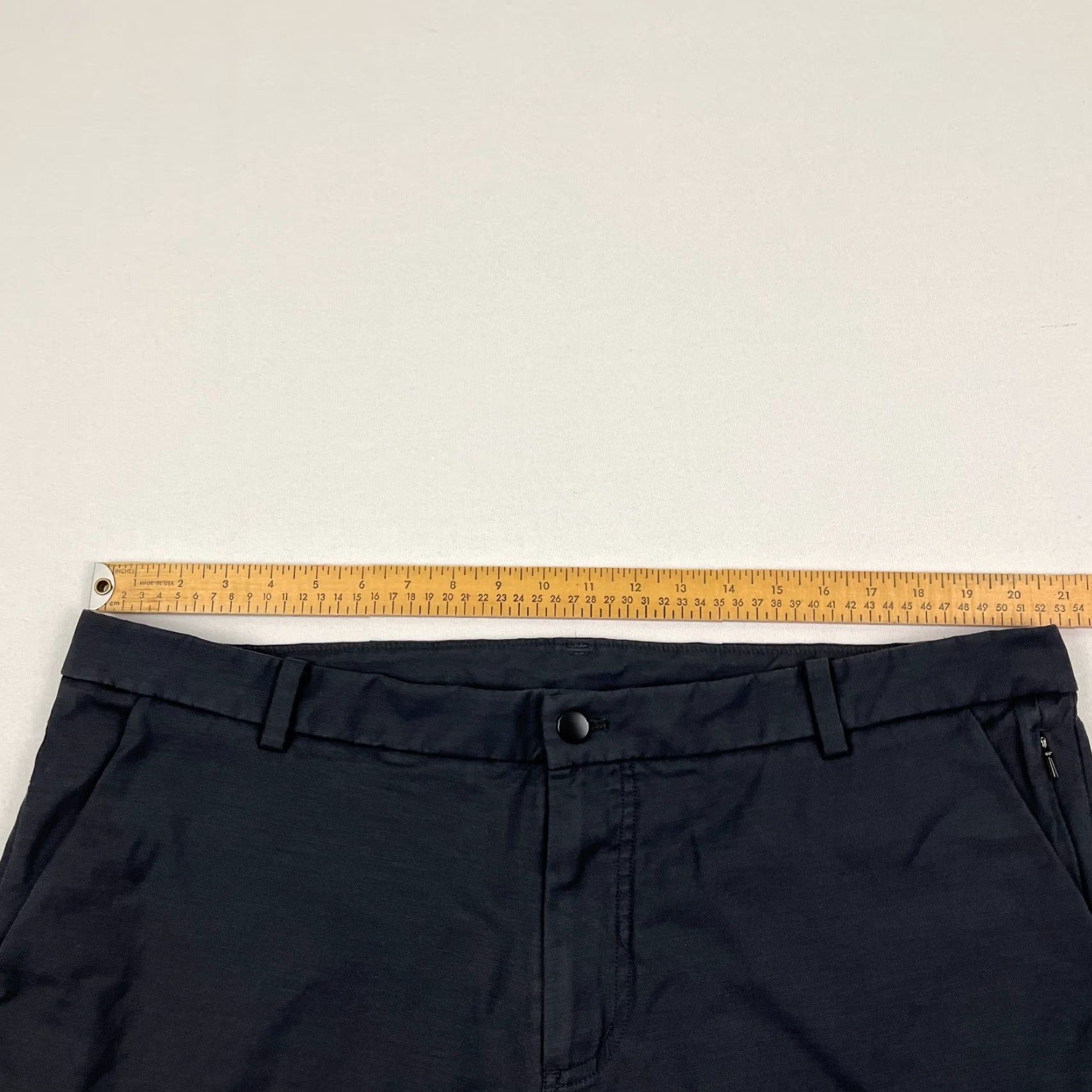 Lululemon Lululemon Pants Mens Classic Fit ABC 40 x 35 Gray Chino 5-Pocket Travel Office Golf Regular/Big & Tall Size US 40 / EU 56 - 5 Thumbnail