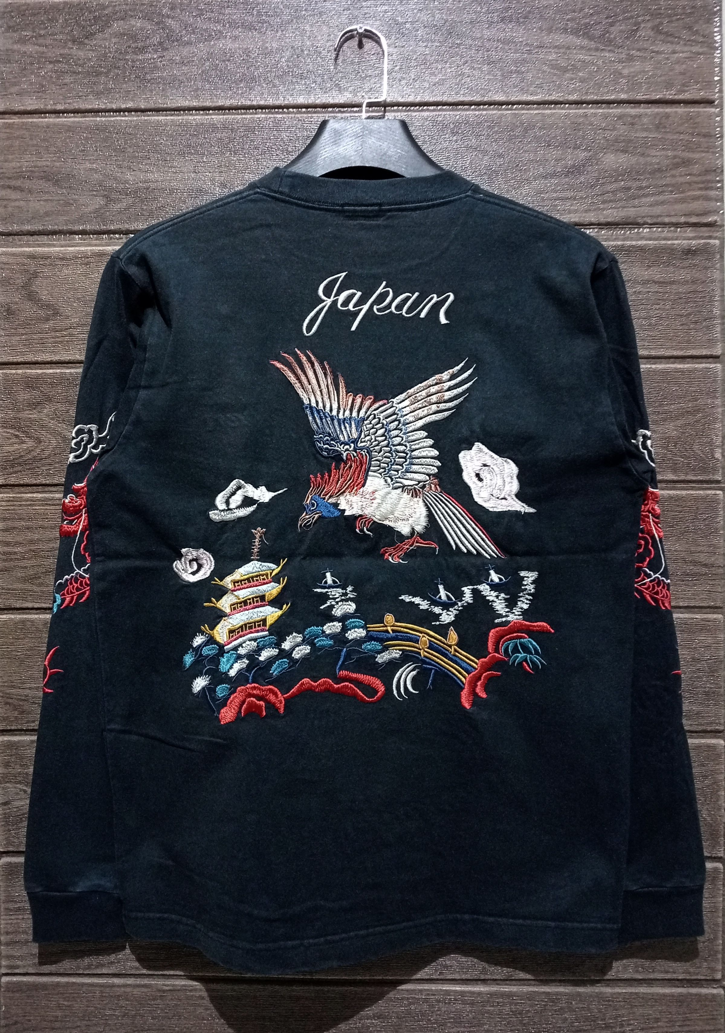 Toyo Enterprises Vintage Toyo Enterprise Sukajan Embroidery Tshirt Very Rare Size US M / EU 48-50 / 2 - 1 Thumbnail