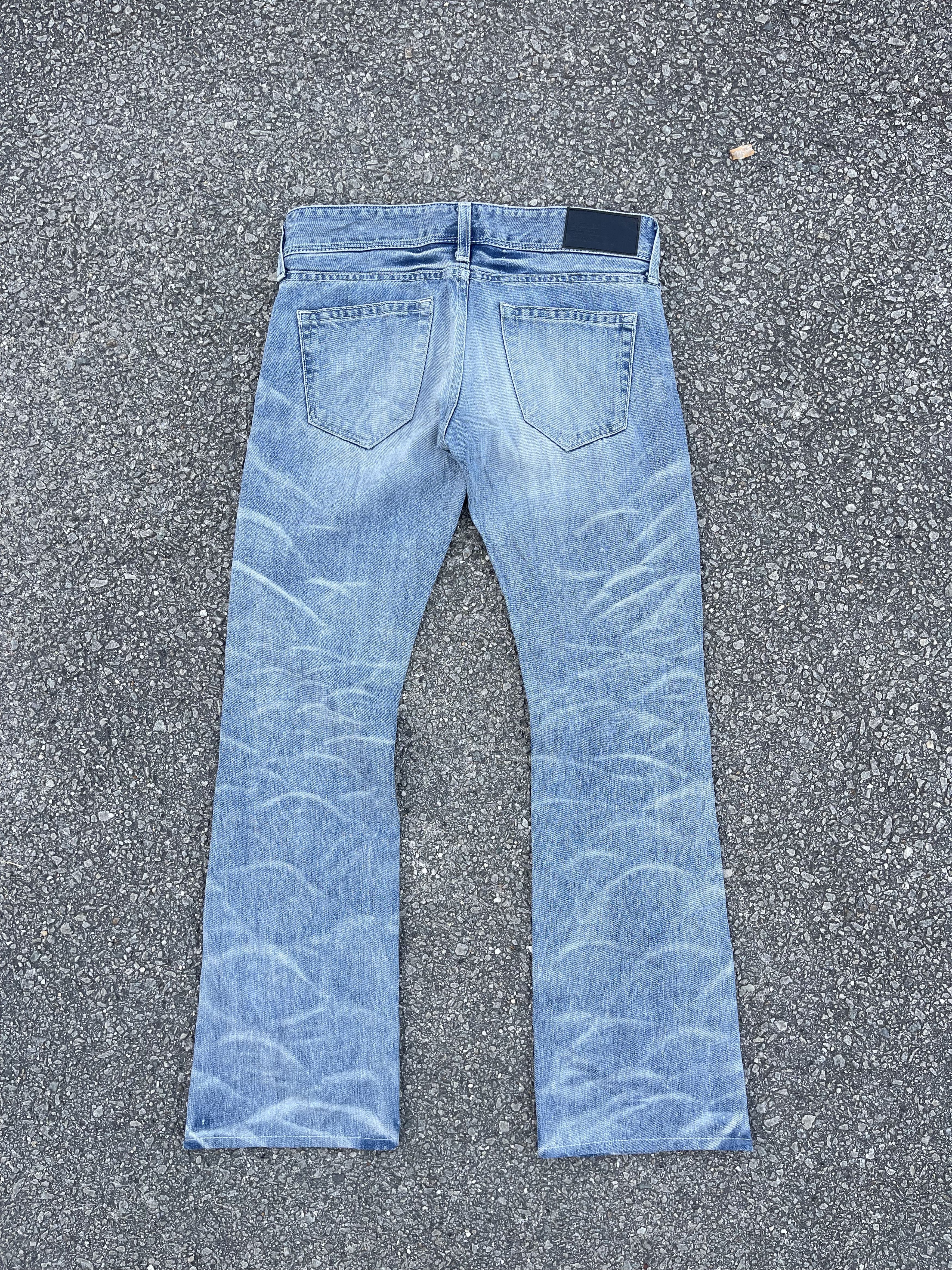 Le Grande Bleu (L.G.B.) Murder License Flare Low Rise Jeans Blue faded of the day Size US 32 / EU 48 - 17 Thumbnail