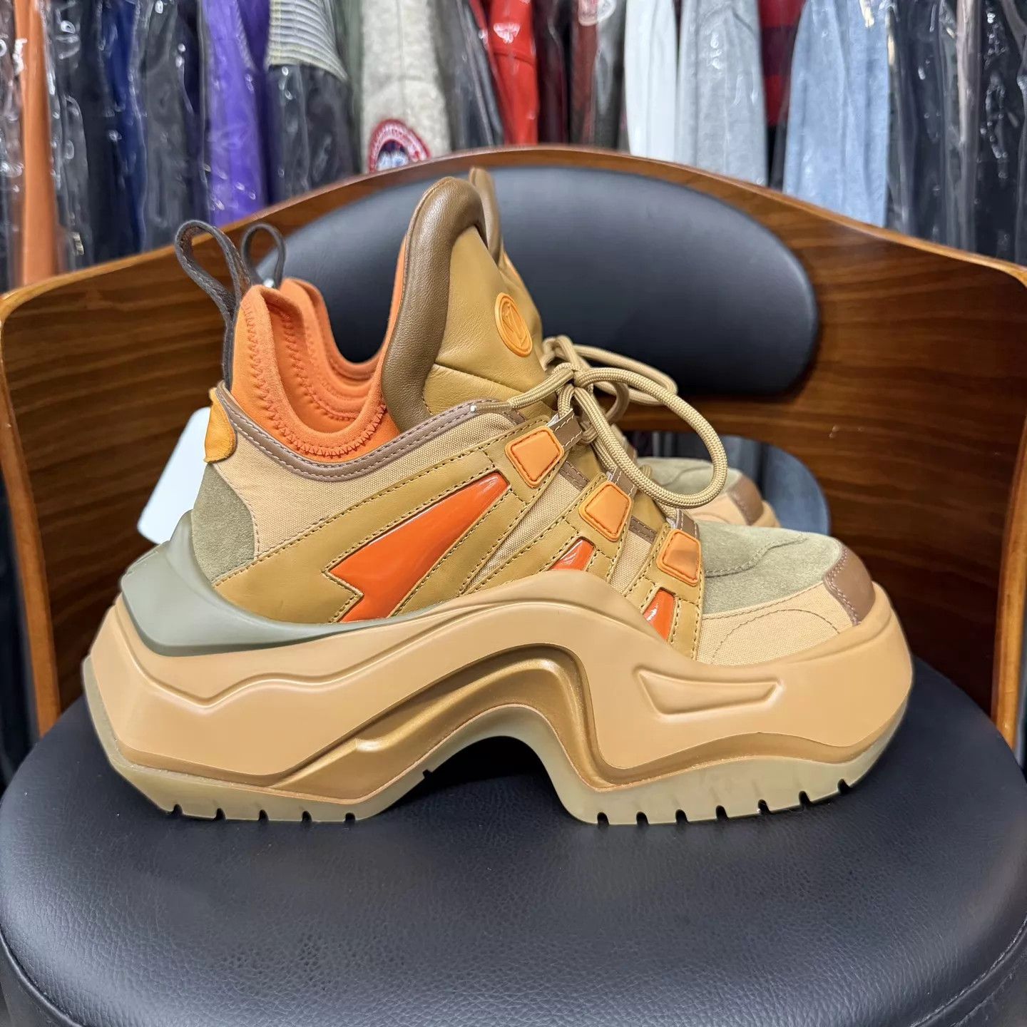 Louis Vuitton LV Archlight 2.0 Brown Caramel Dad Sneakers 38 Worn Once Size US 7.5 / IT 37.5 - 4 Thumbnail
