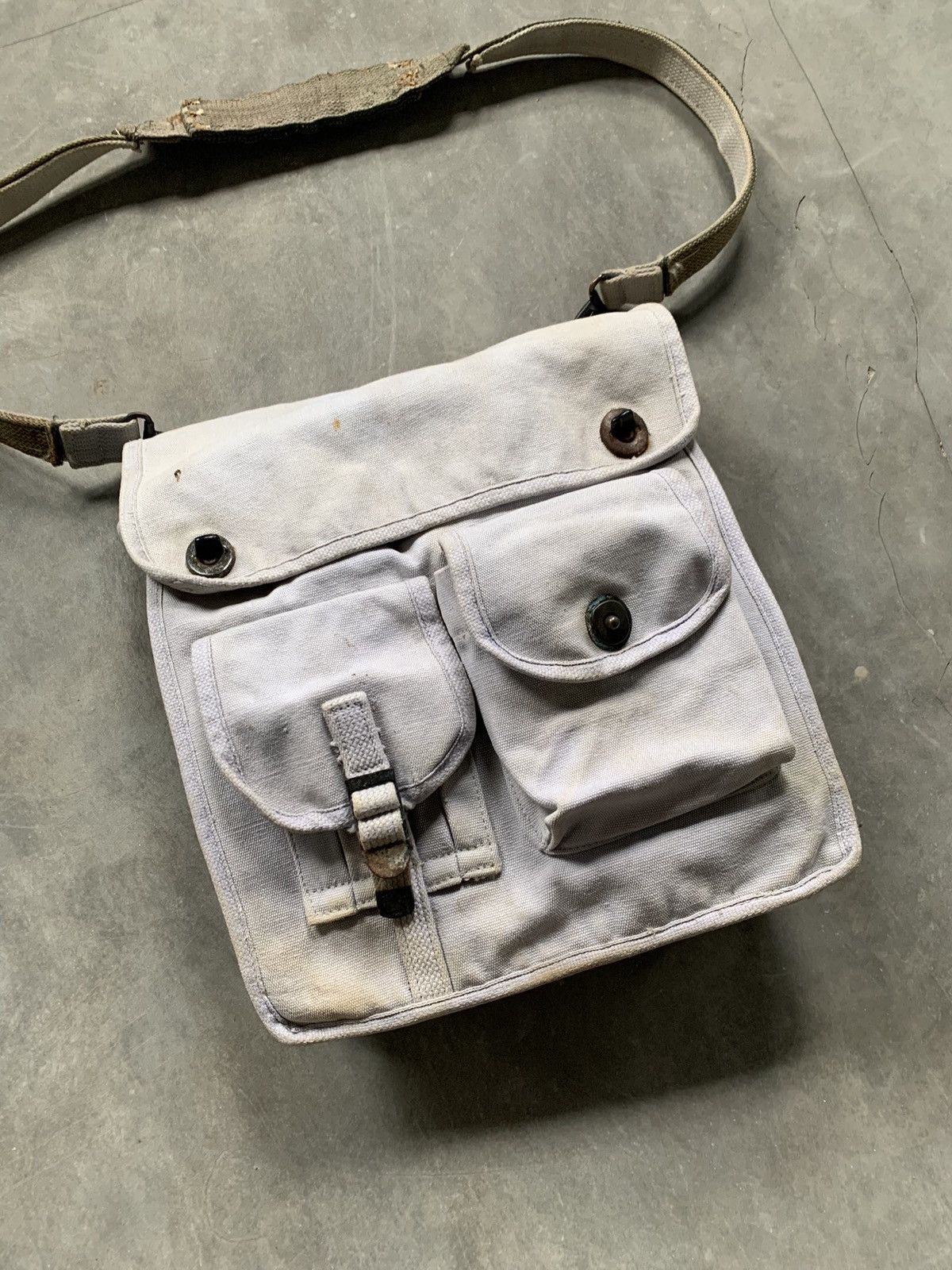 Japanese Brand Vintage Japanese Brand Style Military Shoulder Bag Size ONE SIZE - 2 Thumbnail