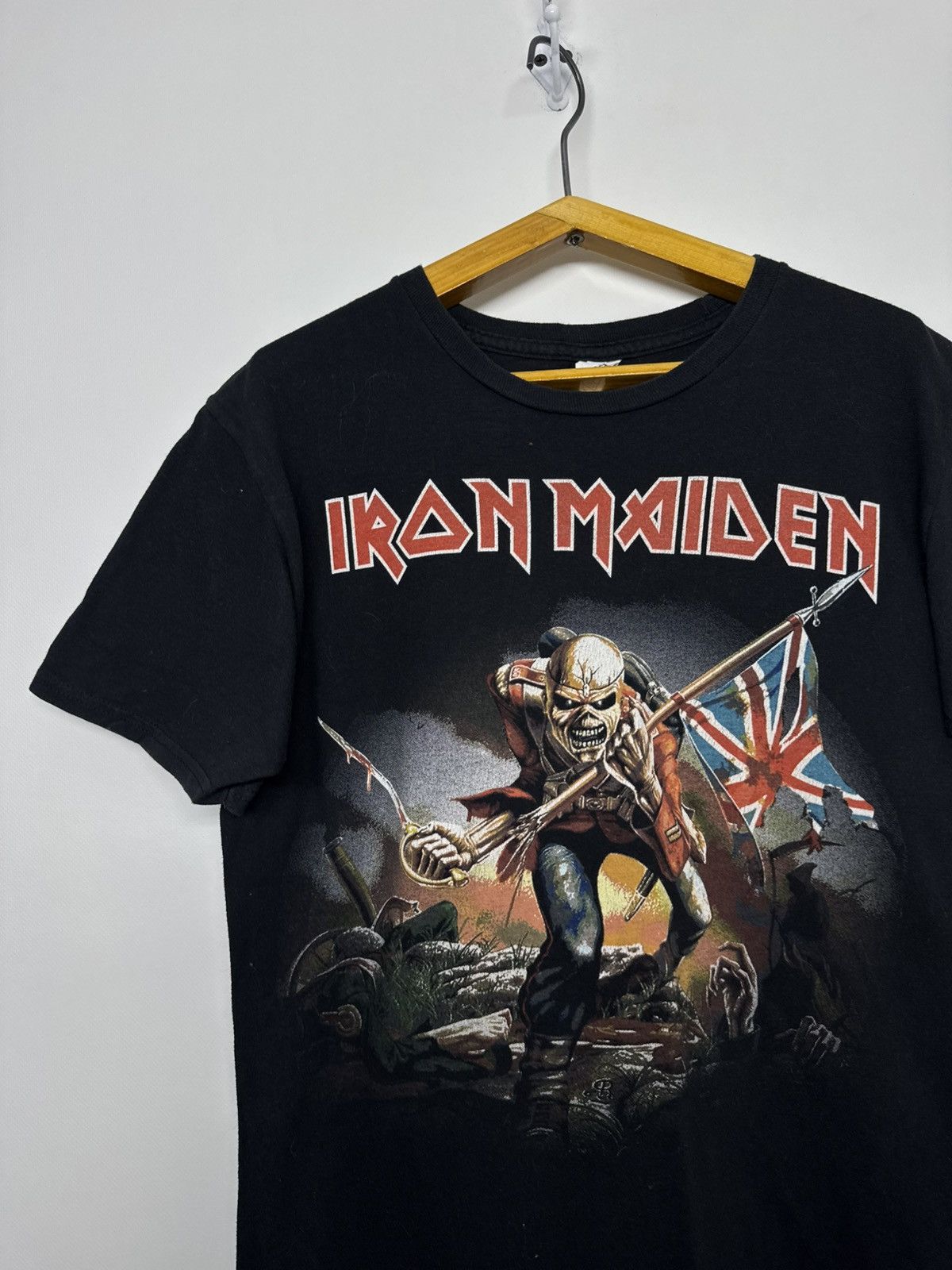 Iron Maiden Iron Maiden 2010 World Tour Vintage T Shirt Size US M / EU 48-50 / 2 - 6 Thumbnail