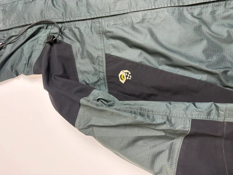 Mountain Hardwear Vintage Mountain Hardwear Conduit Hooded Shell Jacket Size US L / EU 52-54 / 3 - 3 Thumbnail