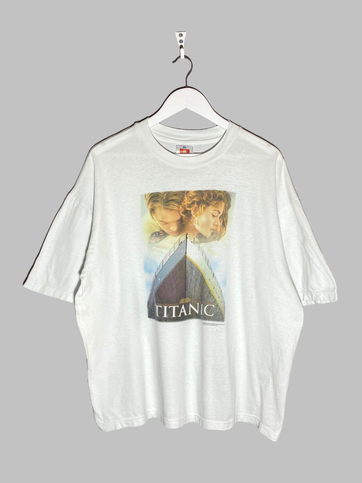 Vintage Vintage 1998 Titanic Movie T-Shirt Hanes Film Promo Tee Size US XL / EU 56 / 4 - 1 Thumbnail