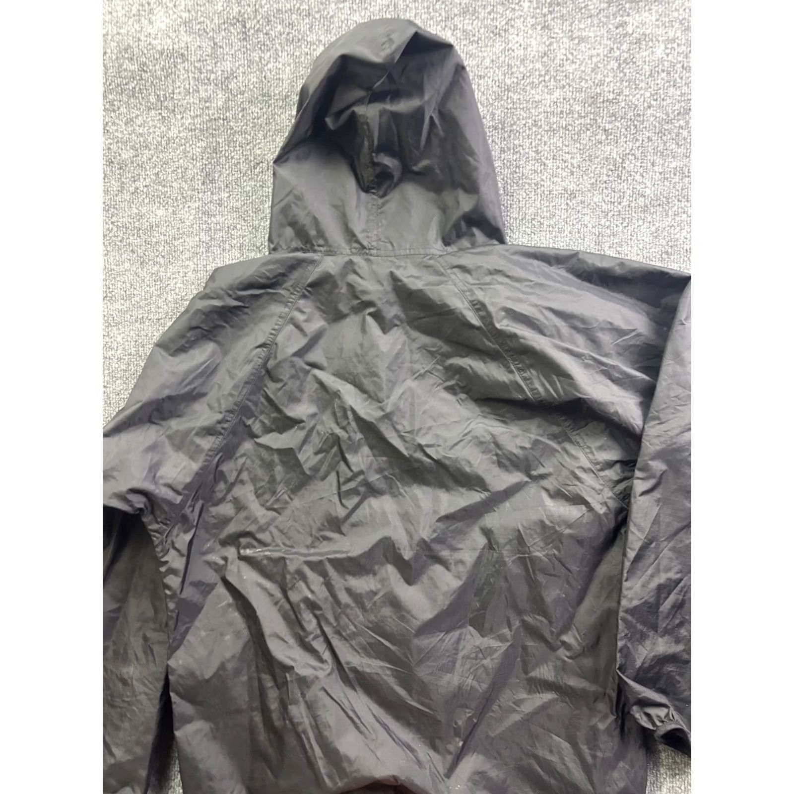 Helly Hansen Helly Hansen Jacket Mens S Black Hooded Zip Windbreaker Hiking Outdoor Adult Small Wind-Resistant Pockets Zip Front Size US S / EU 44-46 / 1 - 7 Thumbnail