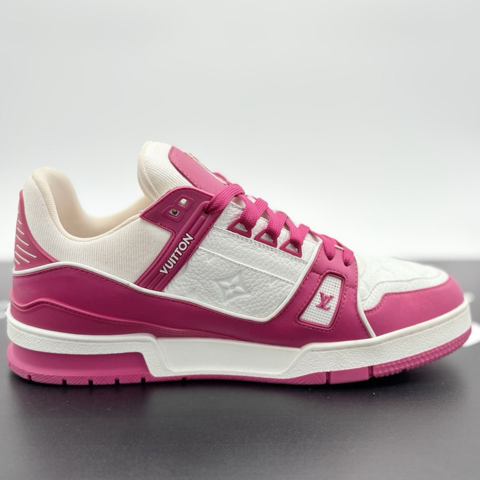 Louis Vuitton Louis Vuitton Trainer ' White Pink ' | EXCELLENT COND! Size US 11.5 / EU 44-45 - 10 Thumbnail