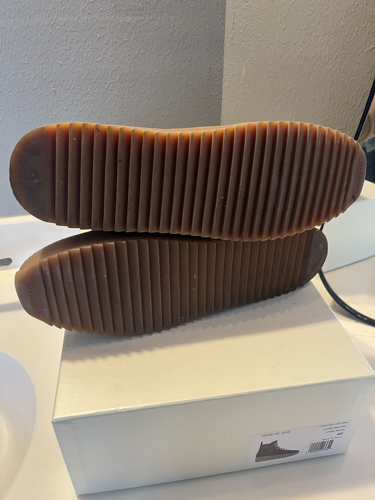 Fear of God Fear Of God Hiking Sneaker Stone Suede sz 13/46 Brand New Size US 13 / EU 46 - 10 Thumbnail