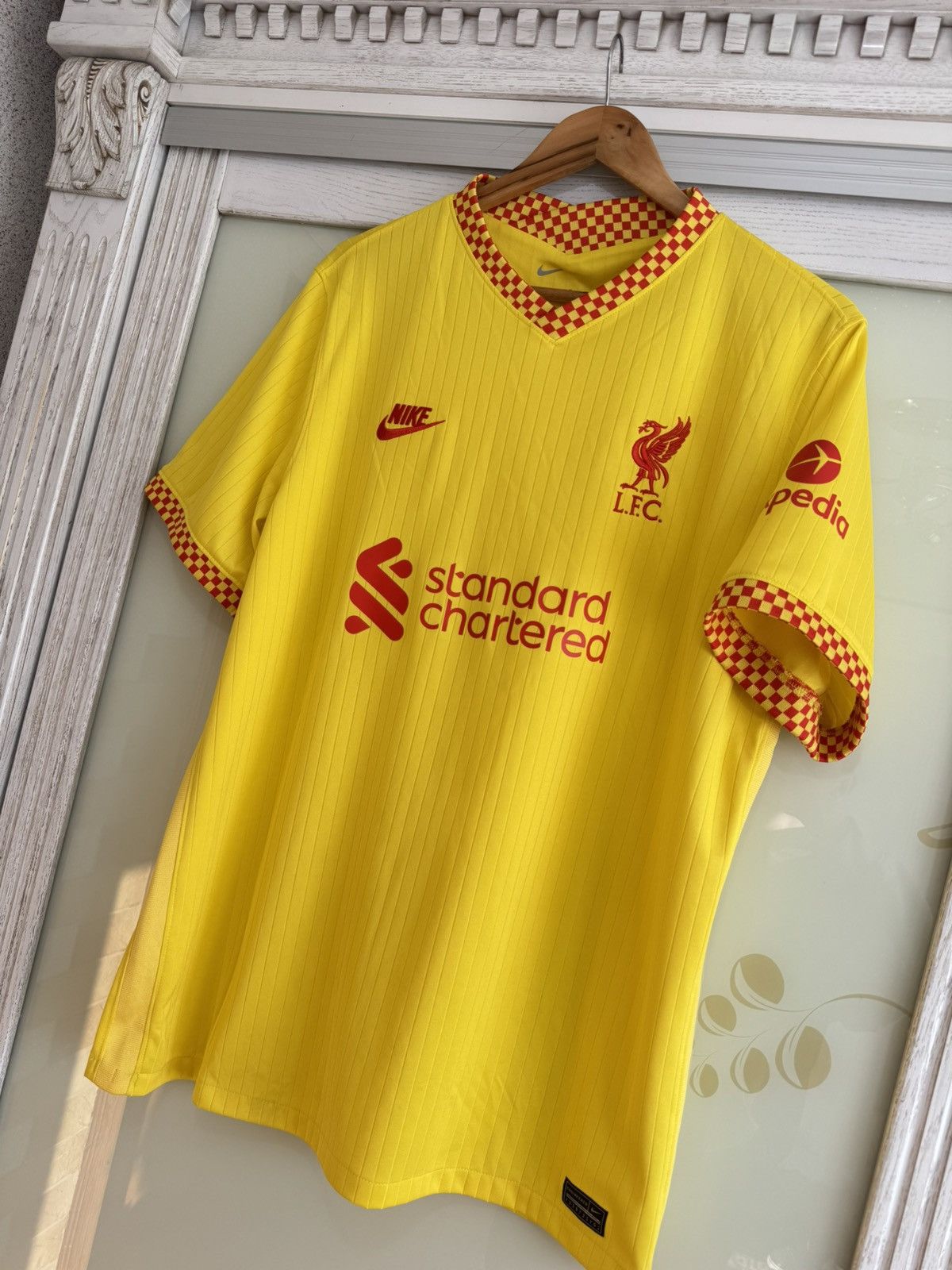 Nike Liverpool 2021-2022 Third Soccer Jersey Football Kit Shirt Size US XL / EU 56 / 4 - 3 Thumbnail