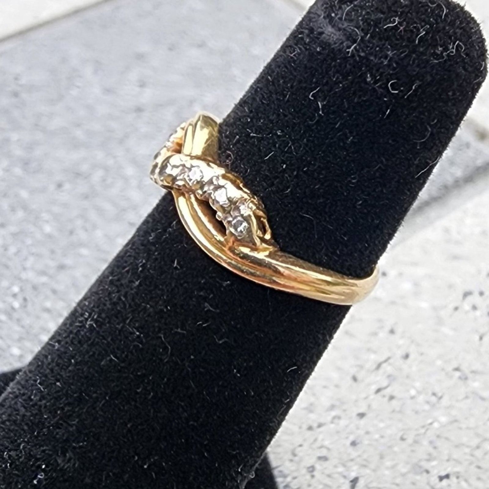 Vintage 14K Yellow Gold Infinity Symbol Diamond Accent Pinky Ring Size ONE SIZE - 8 Thumbnail