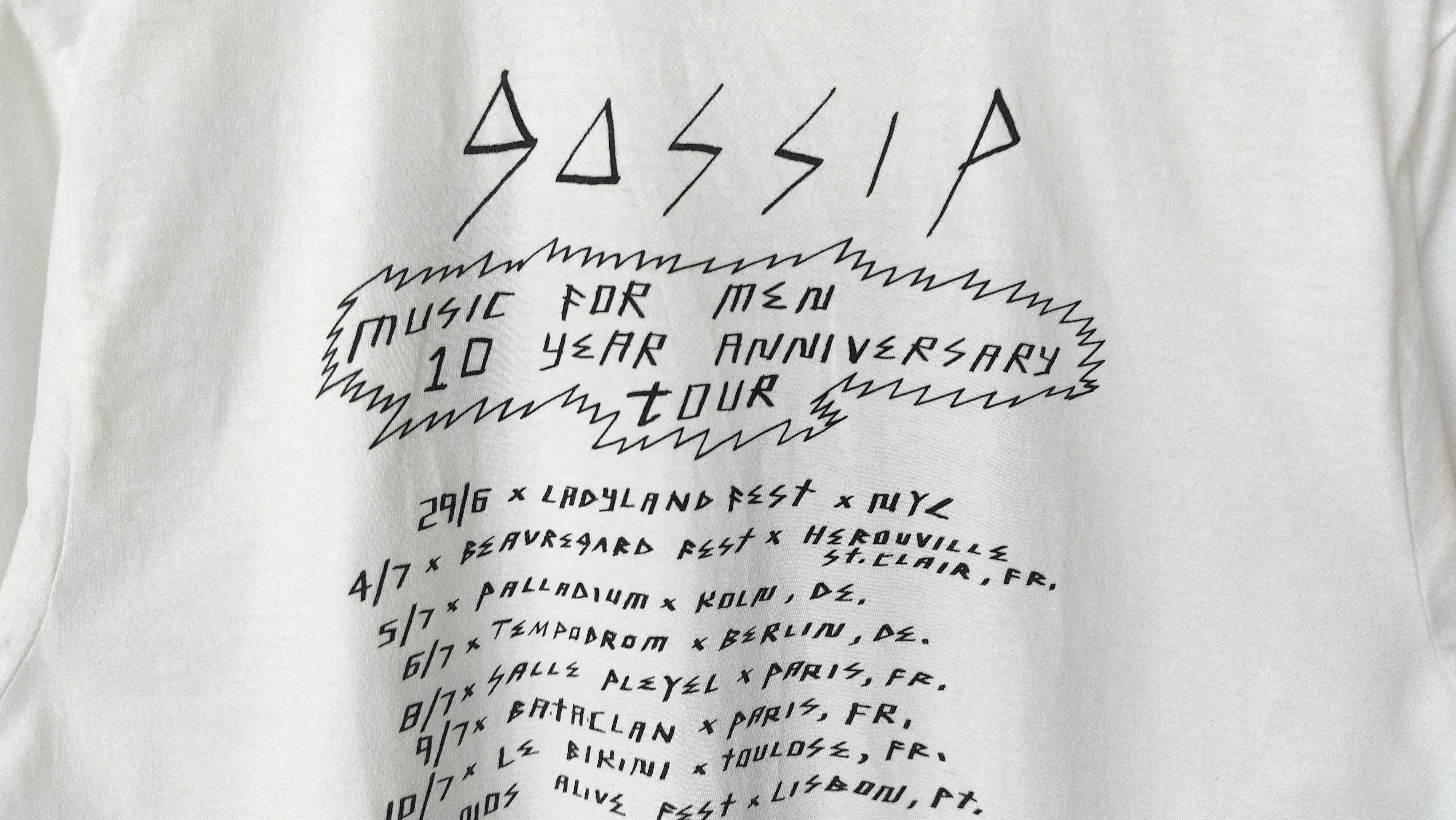 Band Tees Gossip Music for Men 10th Anniversary Tour Band Tshirt Size US L / EU 52-54 / 3 - 5 Thumbnail