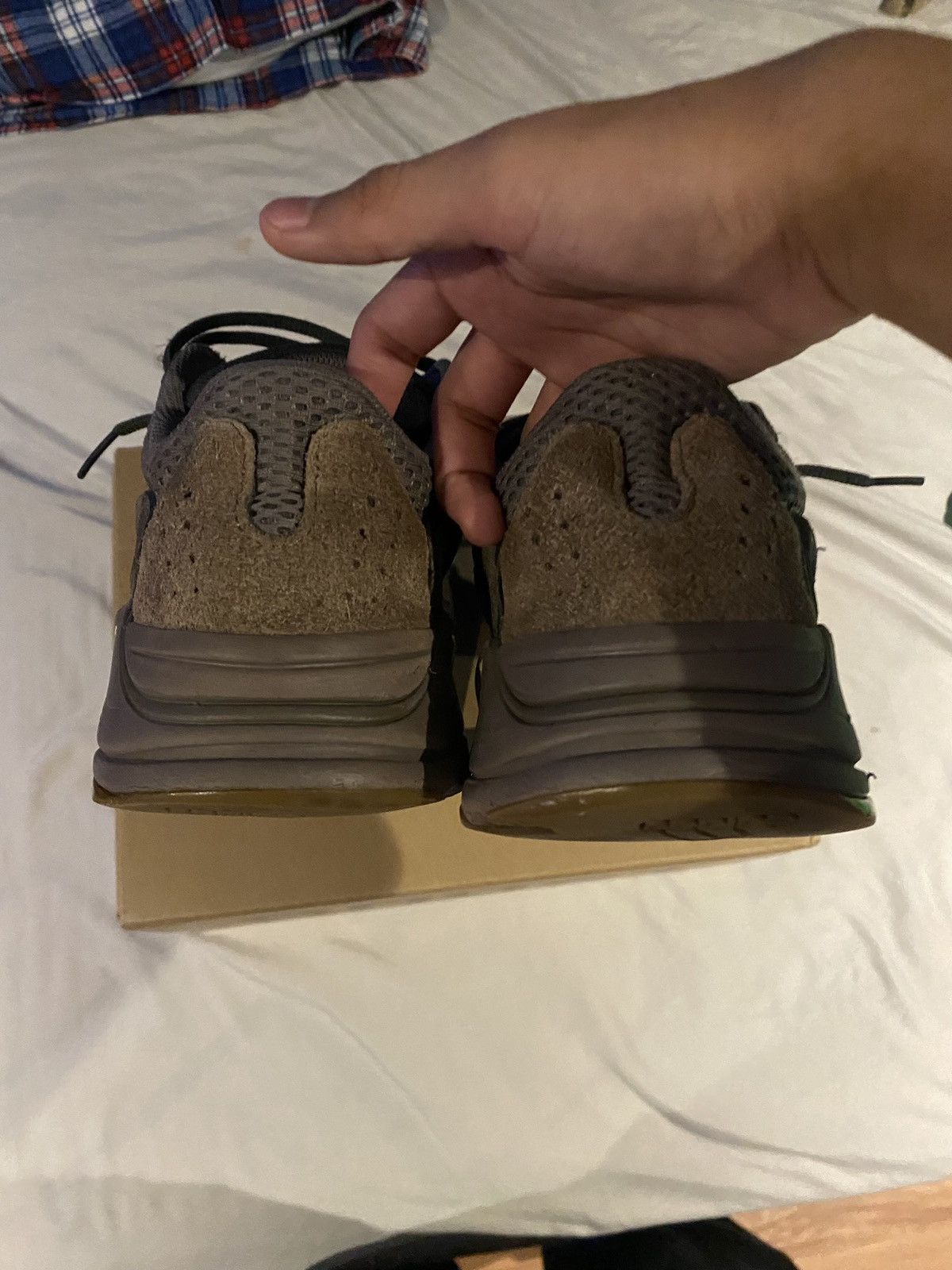 Adidas × Yeezy Yeezy boost 700 Size US 8 / EU 41 - 4 Thumbnail