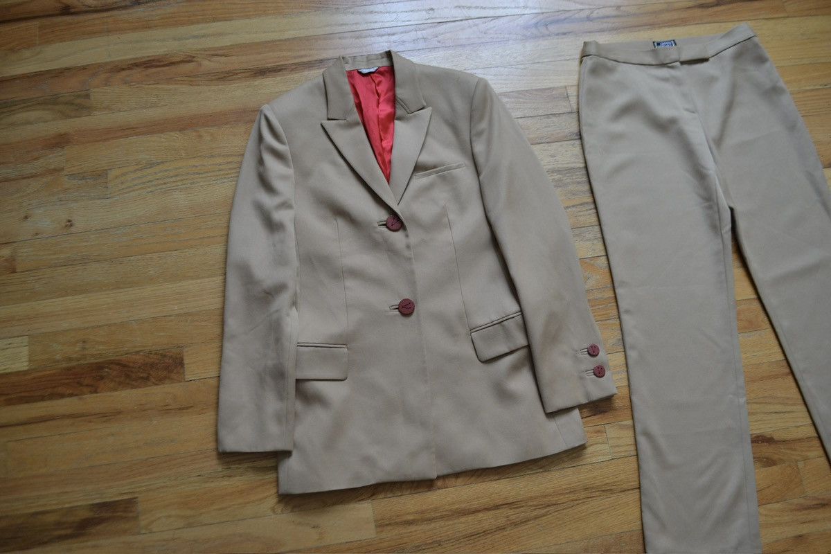 Versace FW1999 Contrast Red Rayon Lined Wool Pant Suit Size M / US 6-8 / IT 42-44 - 2 Thumbnail