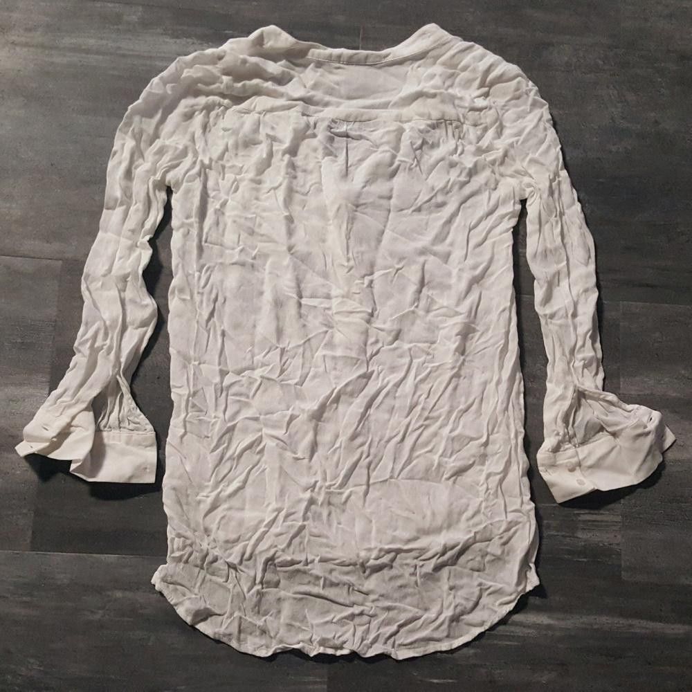 H&M White Crinkle Detailed H&M Dressy Blouse Size XS / US 0-2 / IT 36-38 - 2 Thumbnail