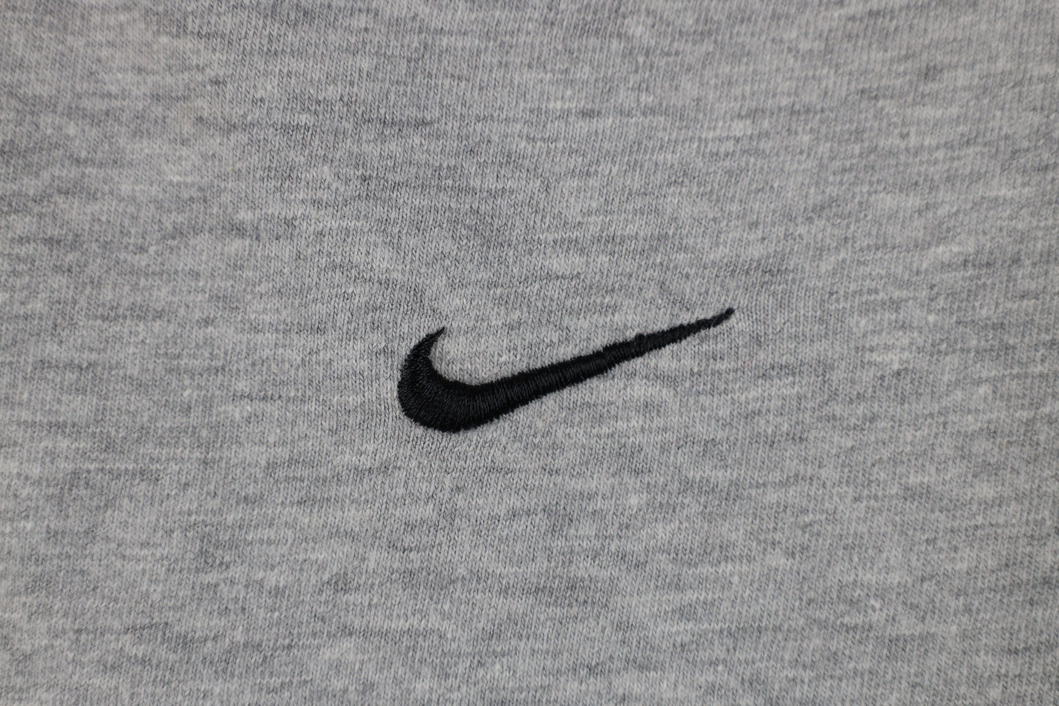 Nike Vintage 90s Y2K Nike Scott Center Swoosh Muscle T-Shirt Gray Size US L / EU 52-54 / 3 - 4 Thumbnail
