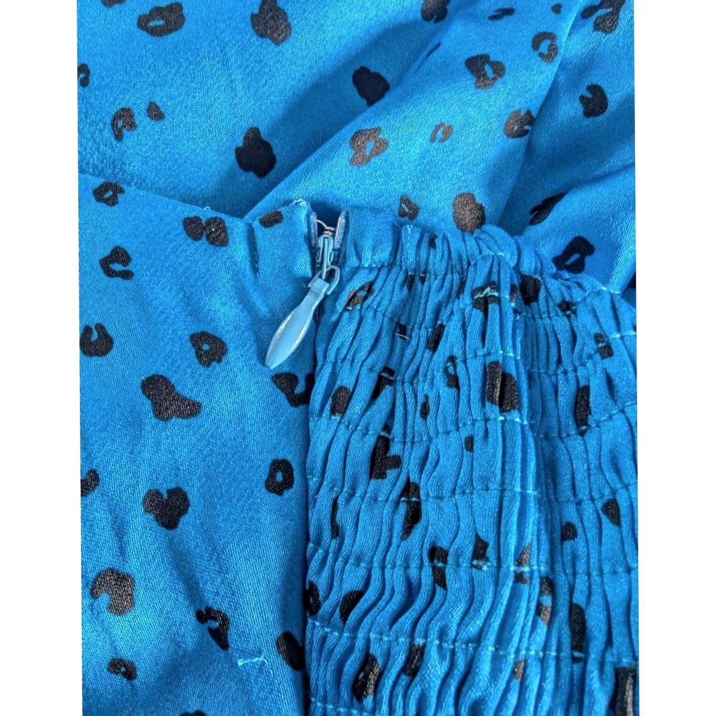 Heartloom - This title is concise and utilizes most important keywords Size S / US 4 / IT 40 - 4 Thumbnail