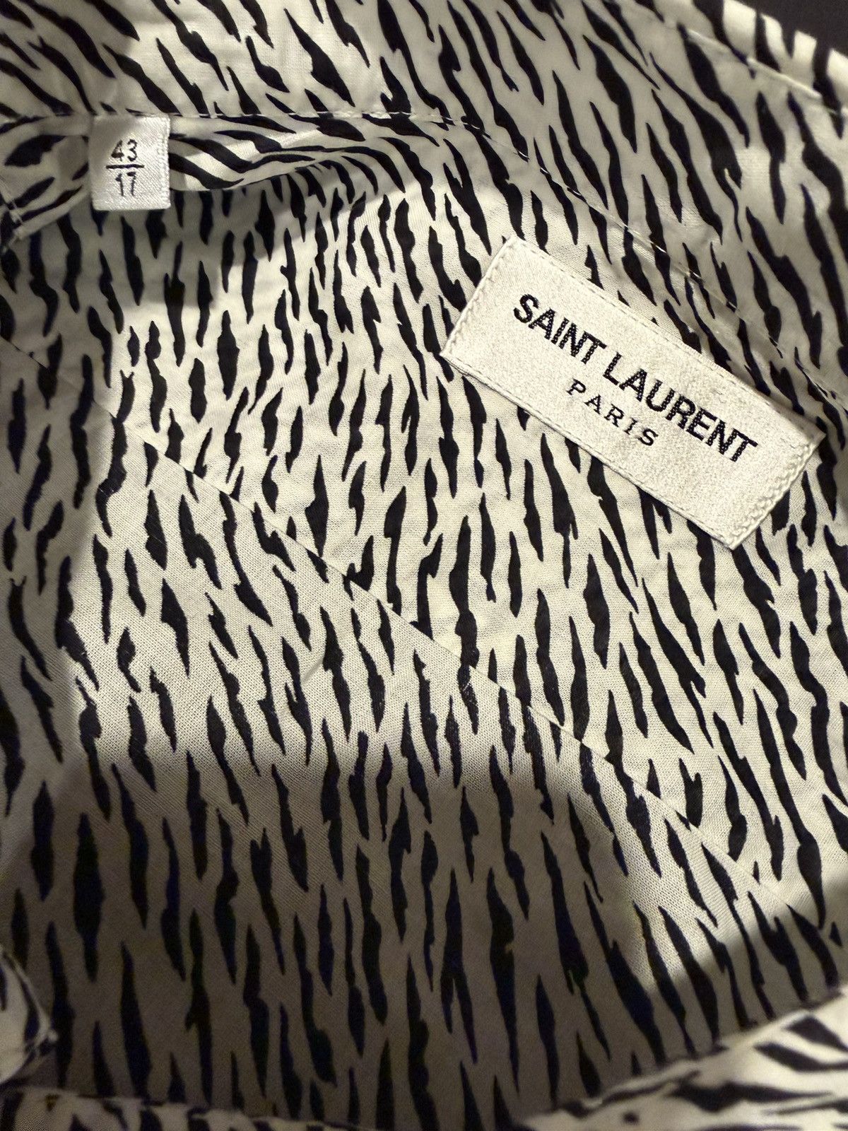 Saint Laurent Paris Saint Laurent men zebra print shirt. 17/43/XL. $890 Size US XL / EU 56 / 4 - 8 Thumbnail