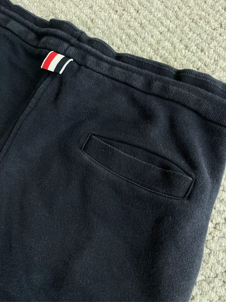 Thom Browne Thom Browne size2 Blue and green sports shorts Size US 26 / EU 42 - 5 Thumbnail