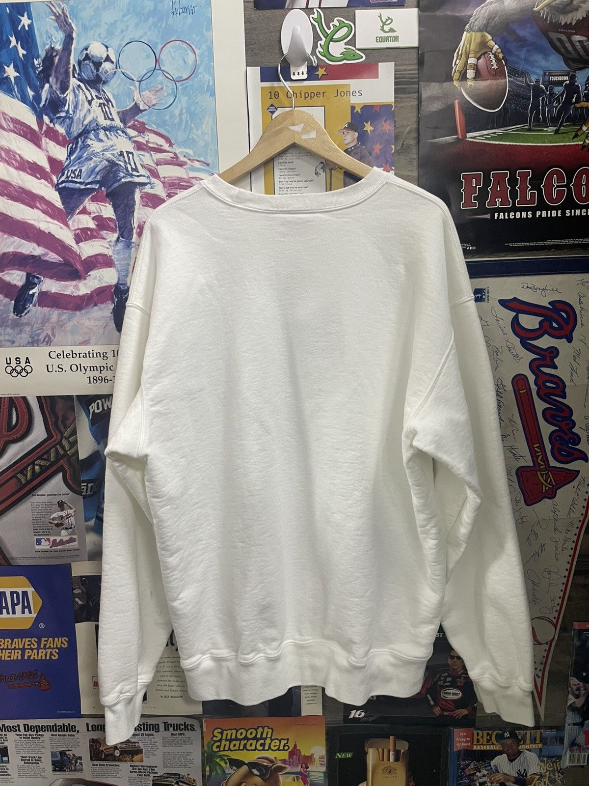 Supreme XL-Supreme Gonz Logo Crewneck Size US XL / EU 56 / 4 - 4 Thumbnail
